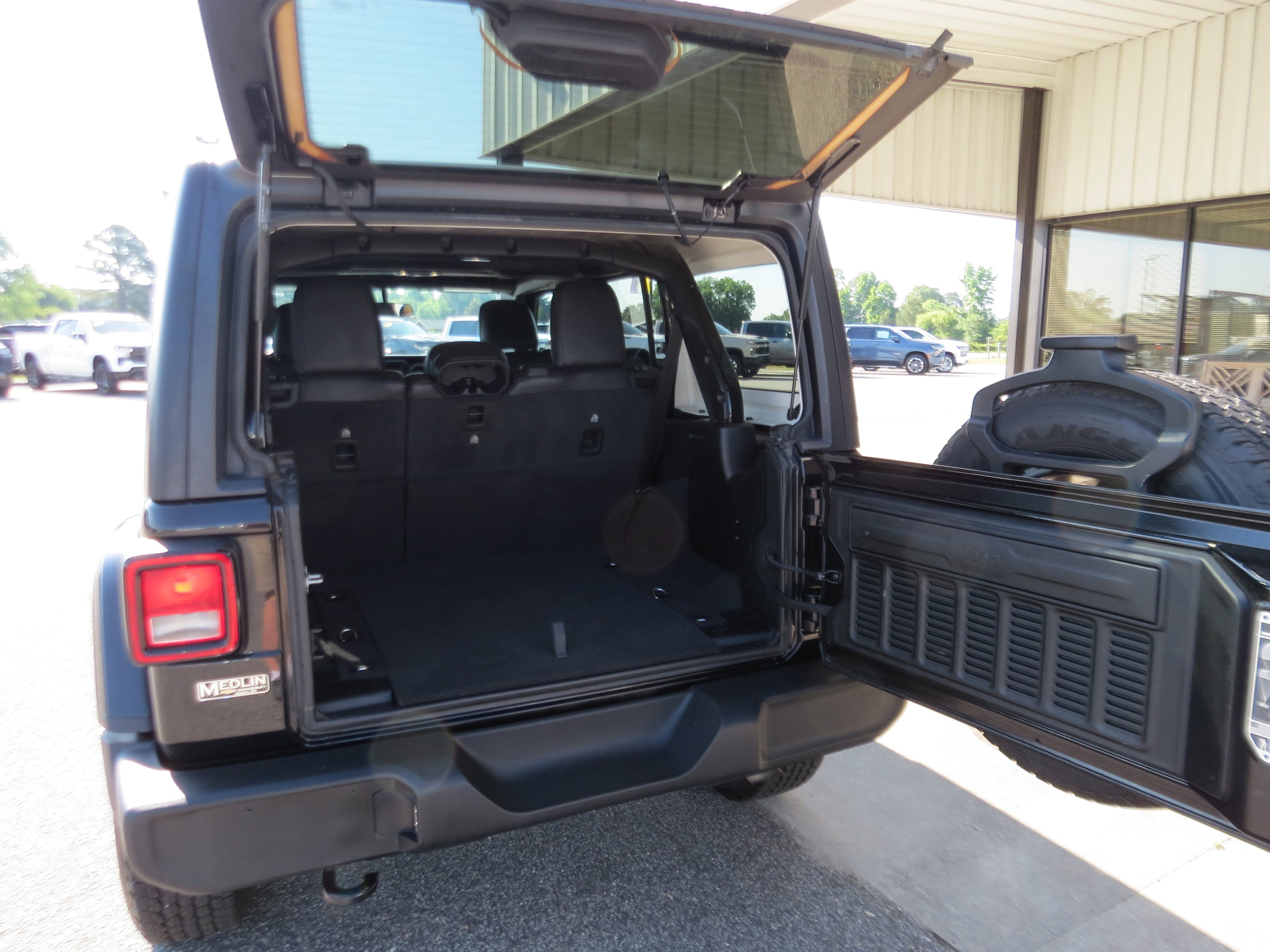 2023 Jeep Wrangler Freedom