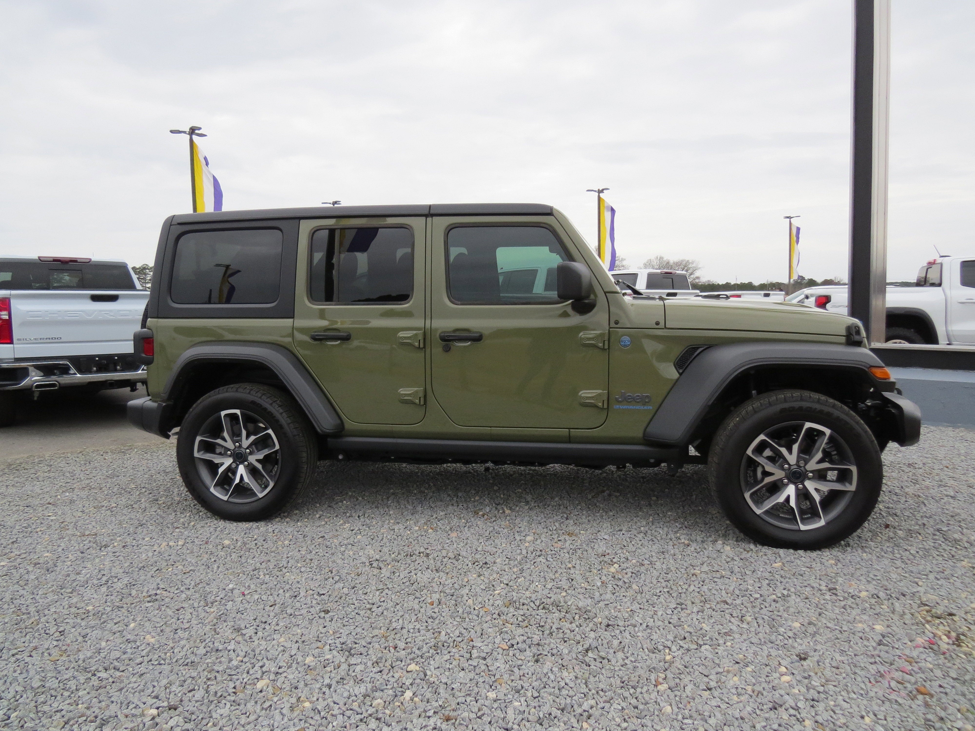 2025 Jeep Wrangler 4xe Sport S