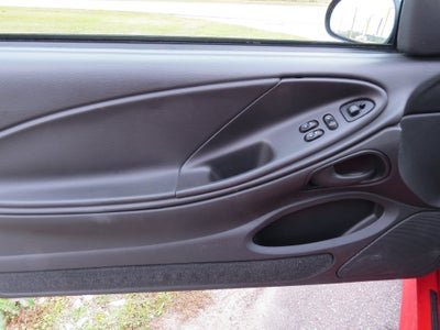 2002 Ford Mustang GT Deluxe