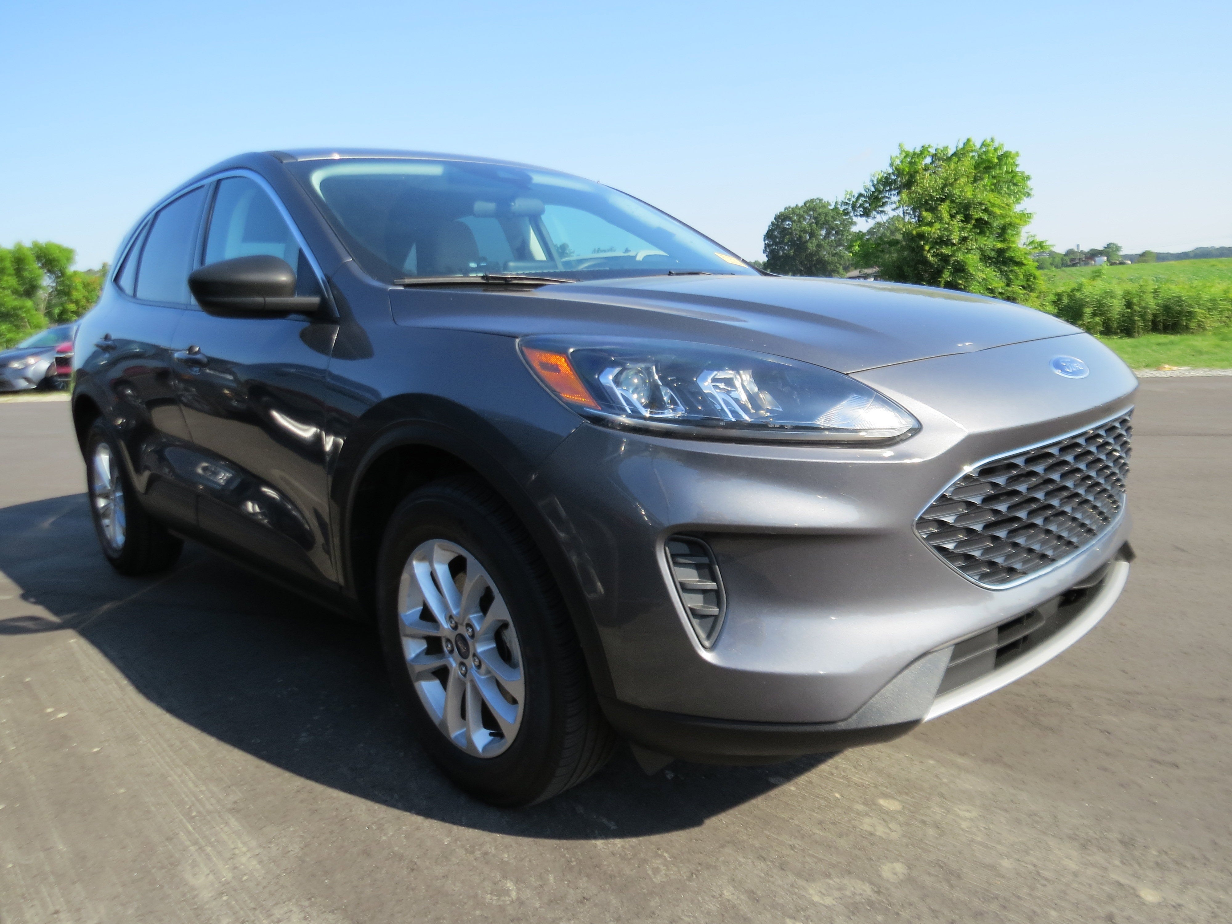 2022 Ford Escape SE Hybrid