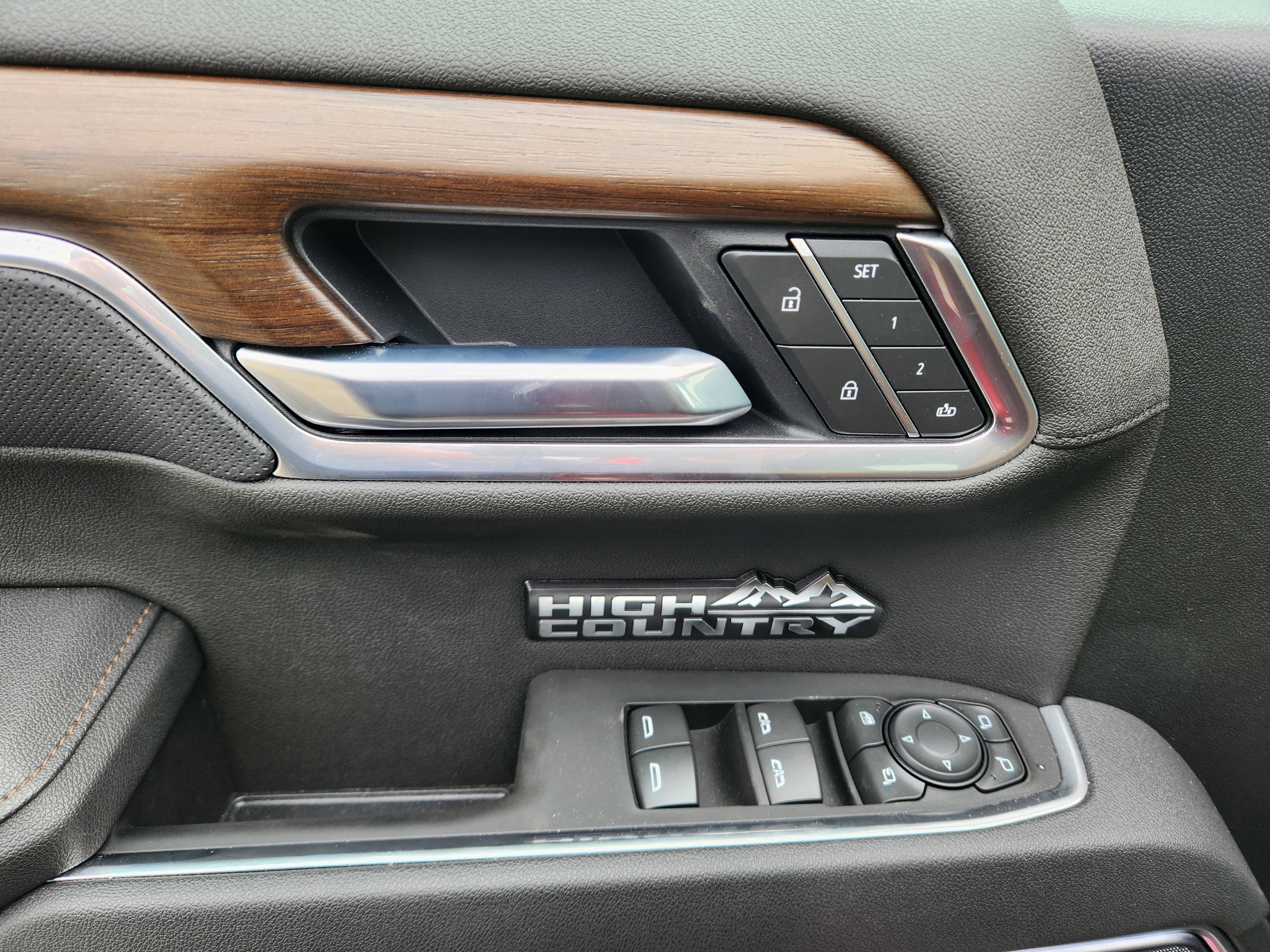 2025 Chevrolet Silverado 1500 High Country