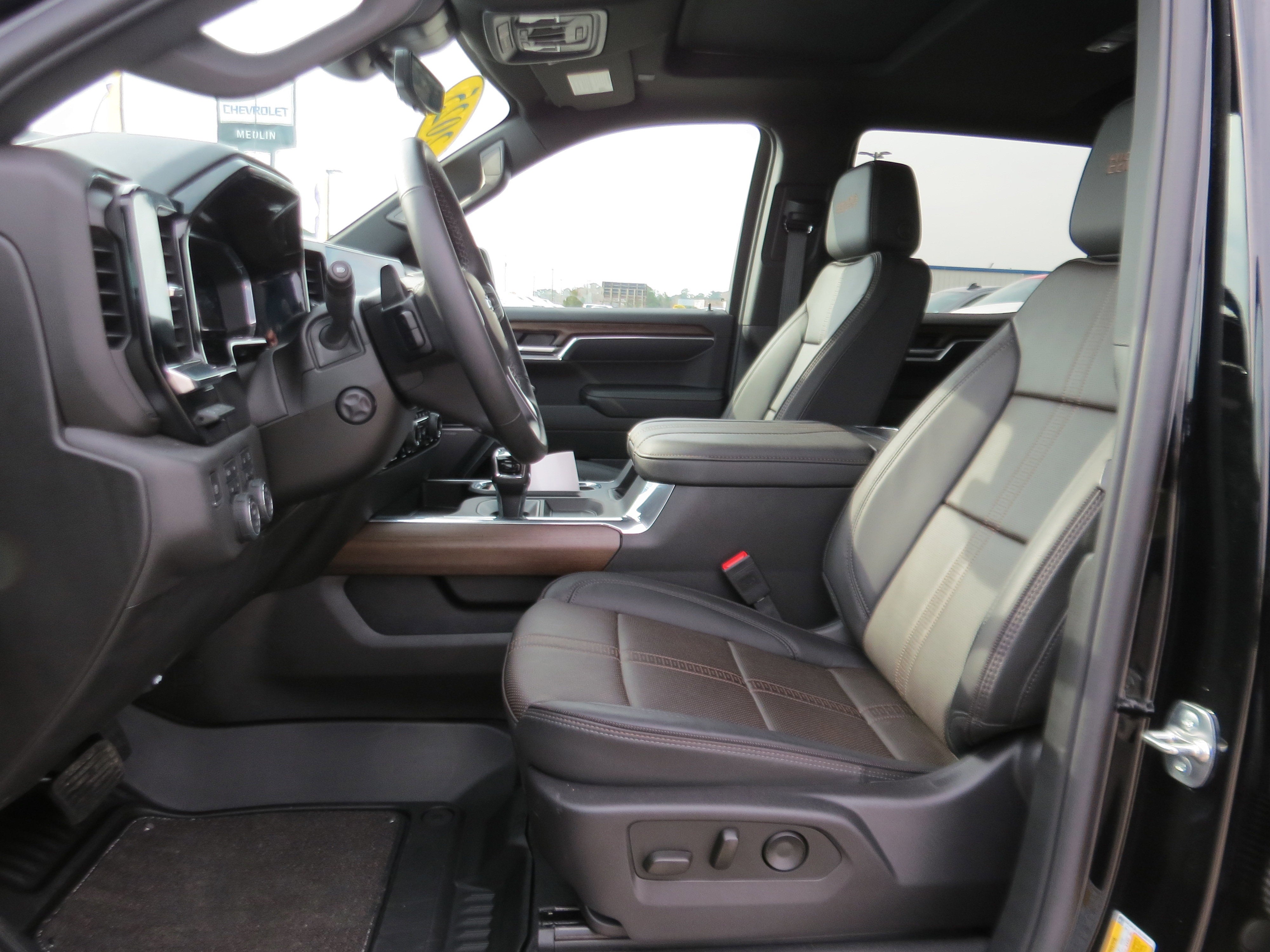 2025 Chevrolet Silverado 1500 High Country