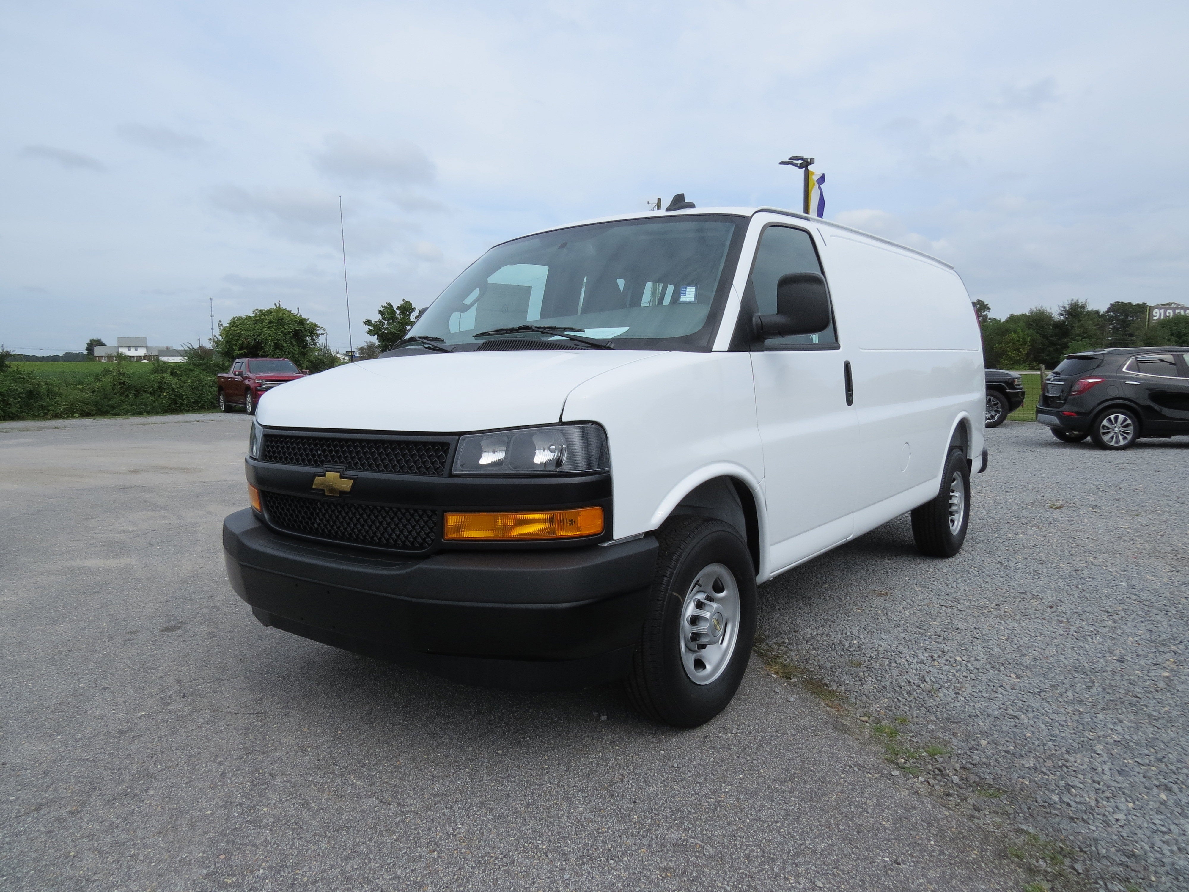 2025 Chevrolet Express Cargo 2500 WT