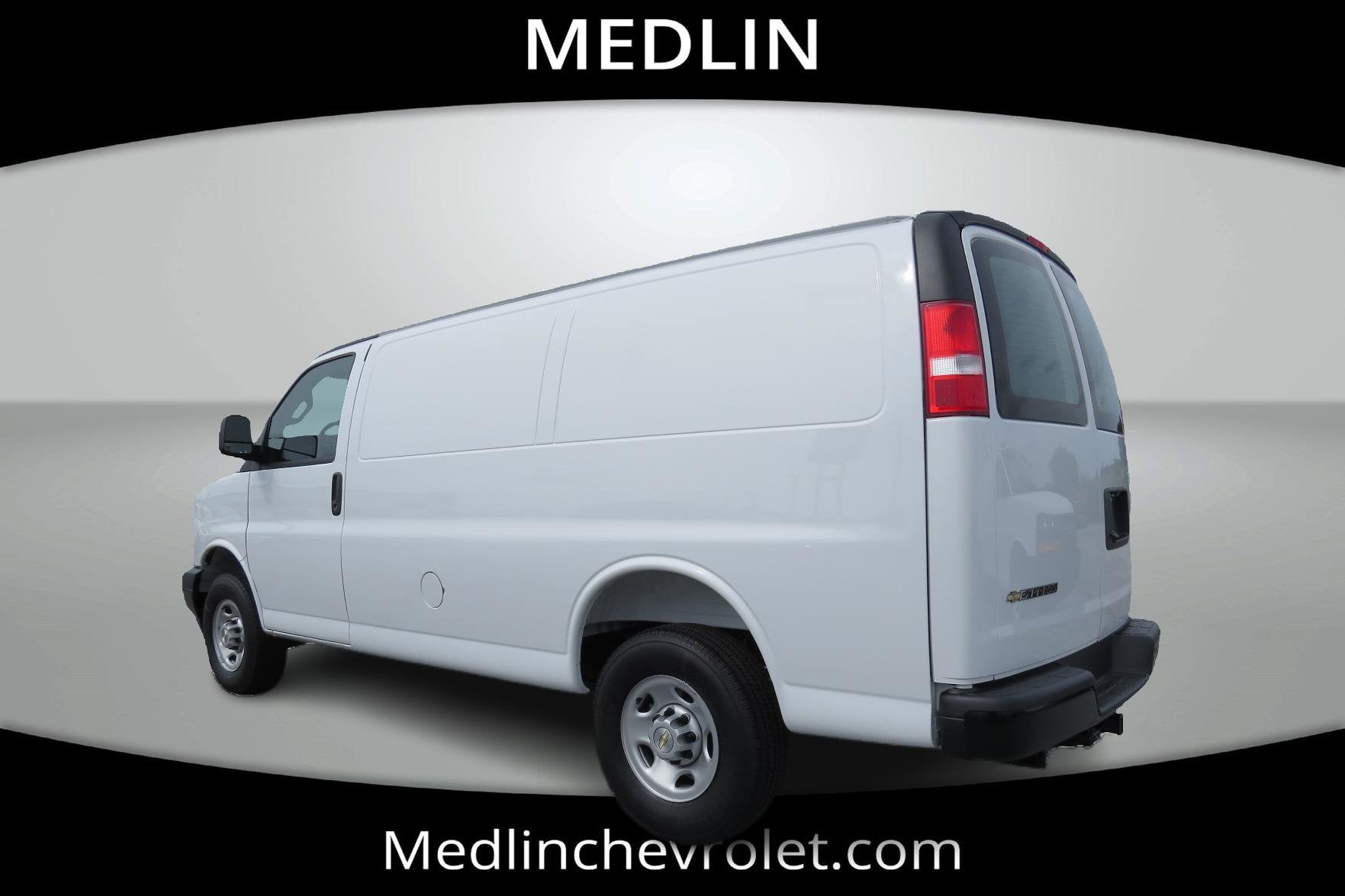2025 Chevrolet Express Cargo 2500 WT