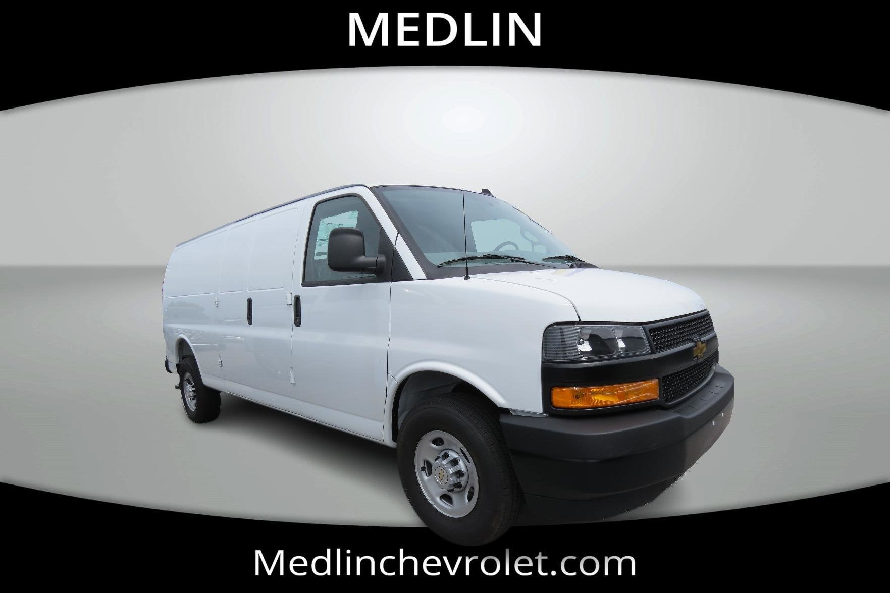 2025 Chevrolet Express Cargo 2500 WT