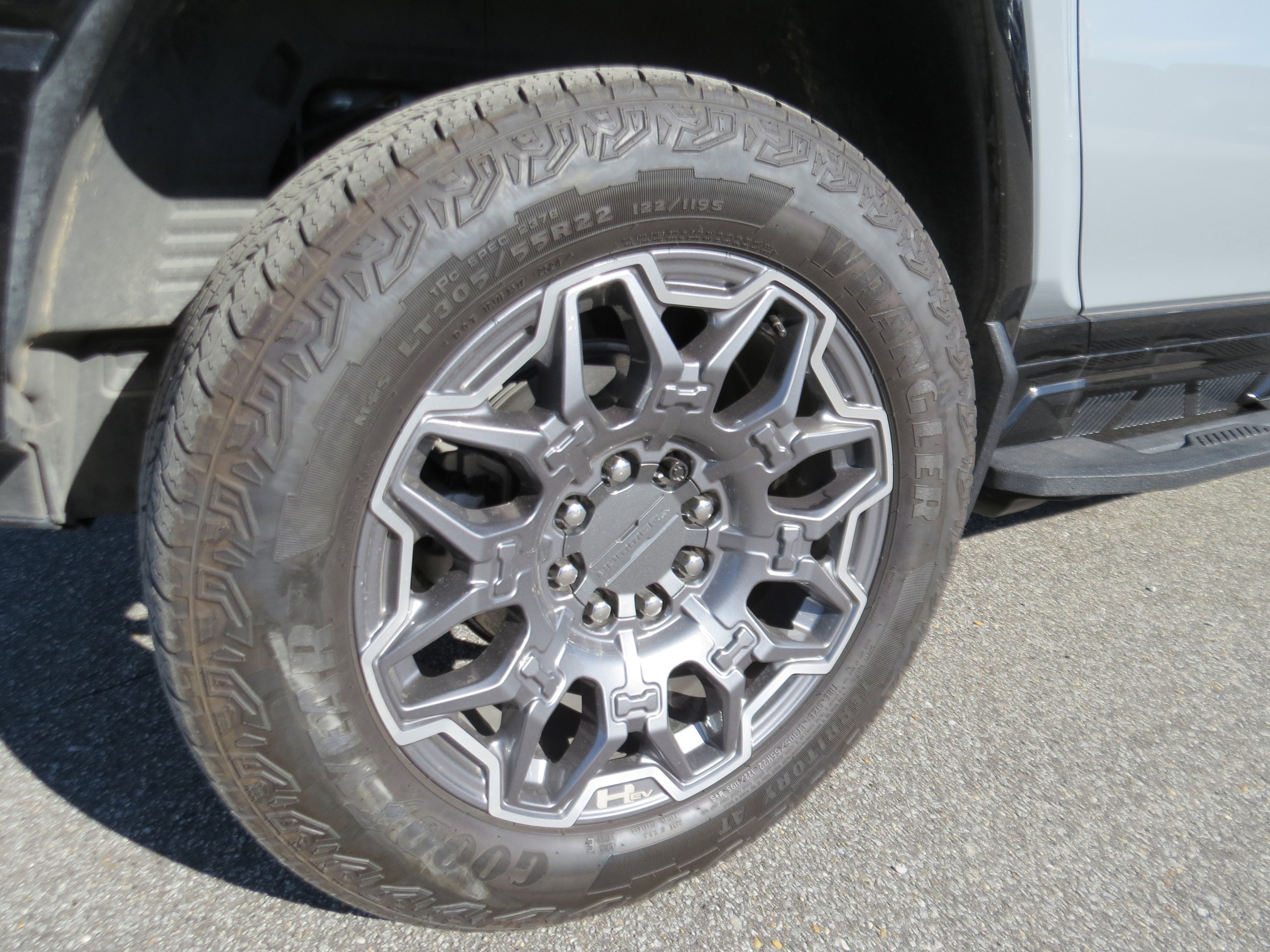 2025 GMC HUMMER EV SUV 3X