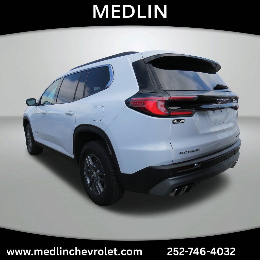 2025 GMC Acadia Elevation