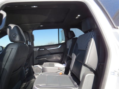 2025 GMC Acadia Denali