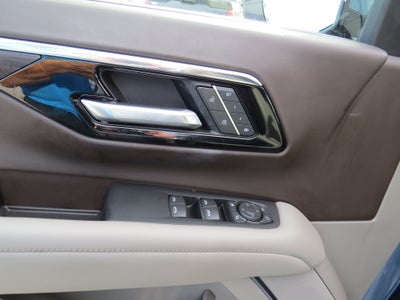 2025 Chevrolet Suburban LT