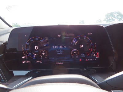2025 Chevrolet Suburban LT