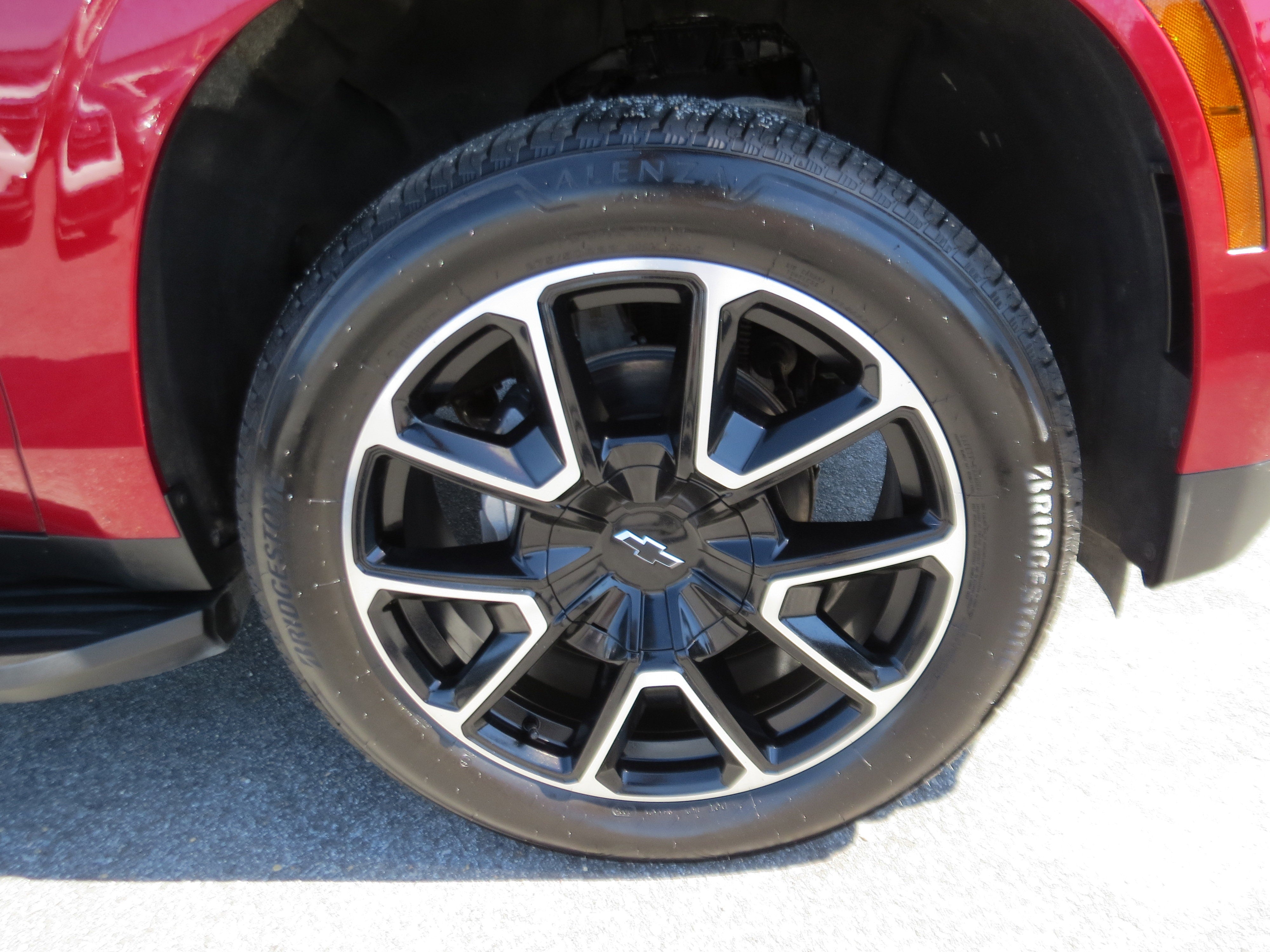 2025 Chevrolet Tahoe RST