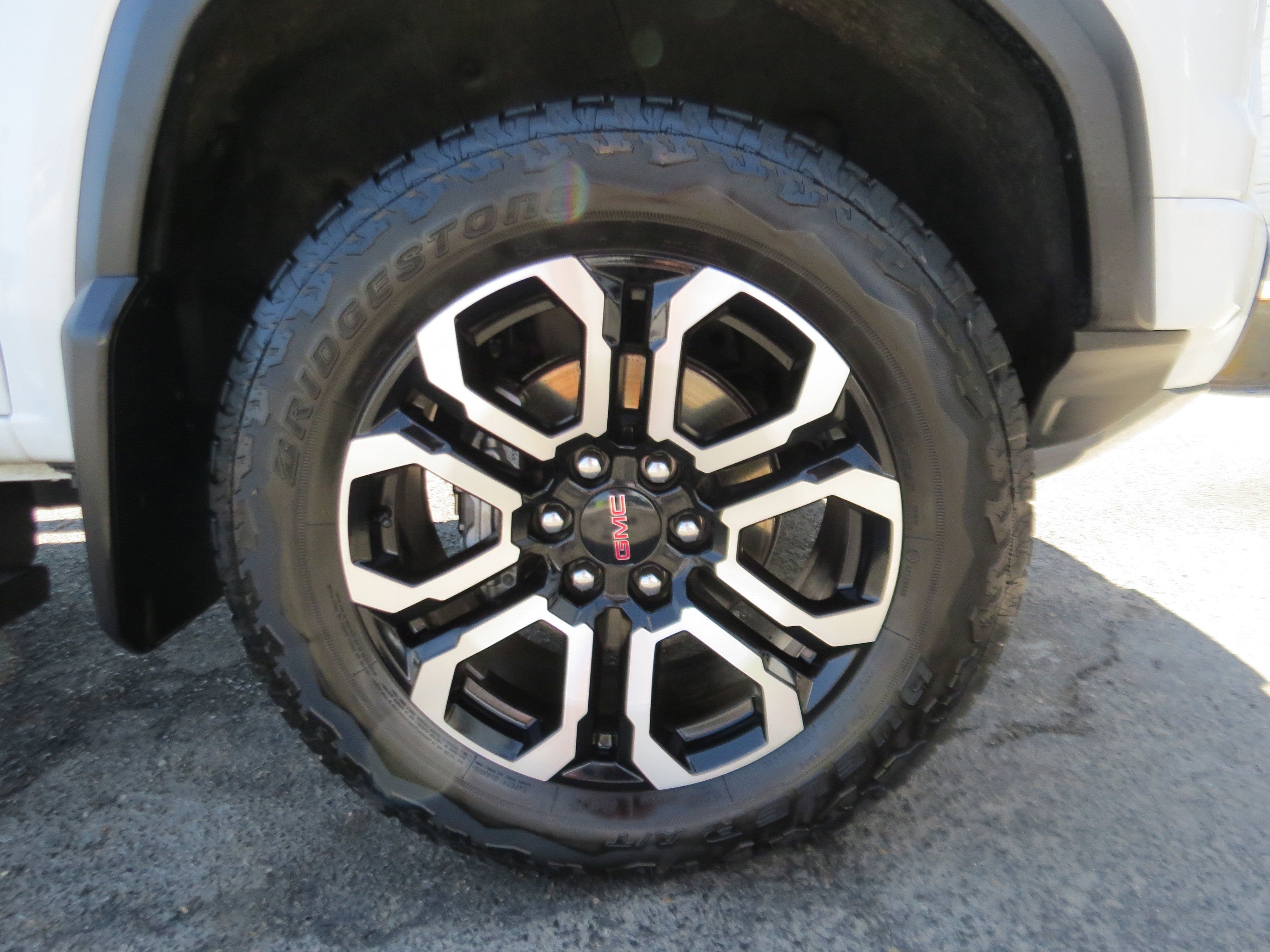 2025 GMC Canyon AT4