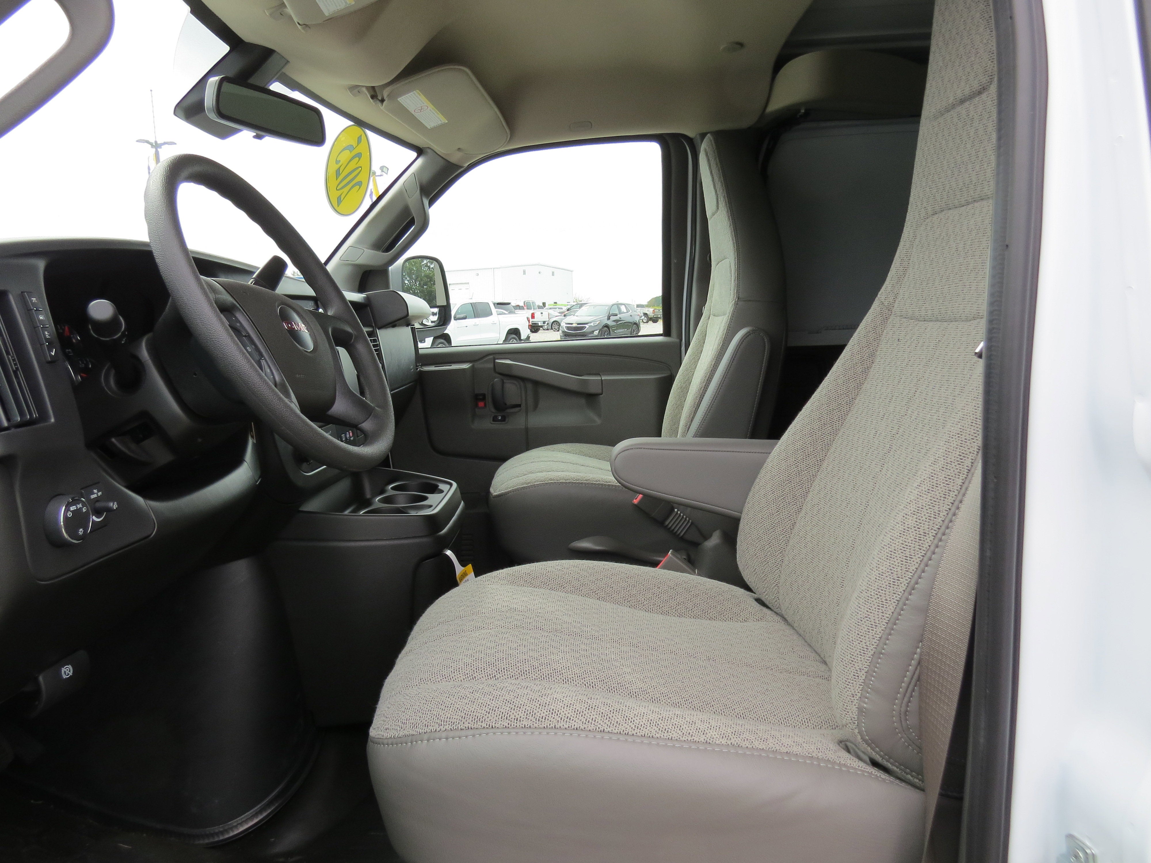 2025 GMC Savana Cargo 3500 Work Van