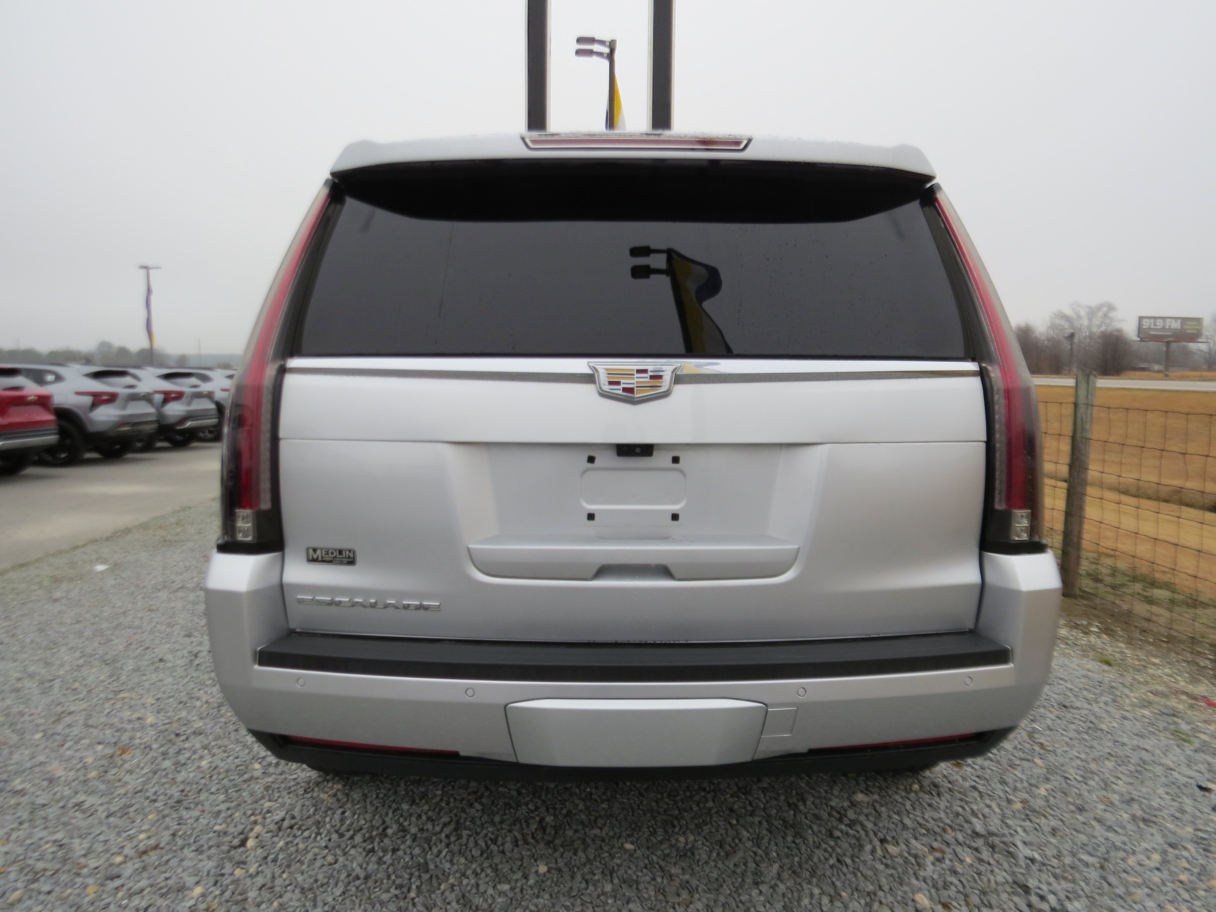 2020 Cadillac Escalade Luxury