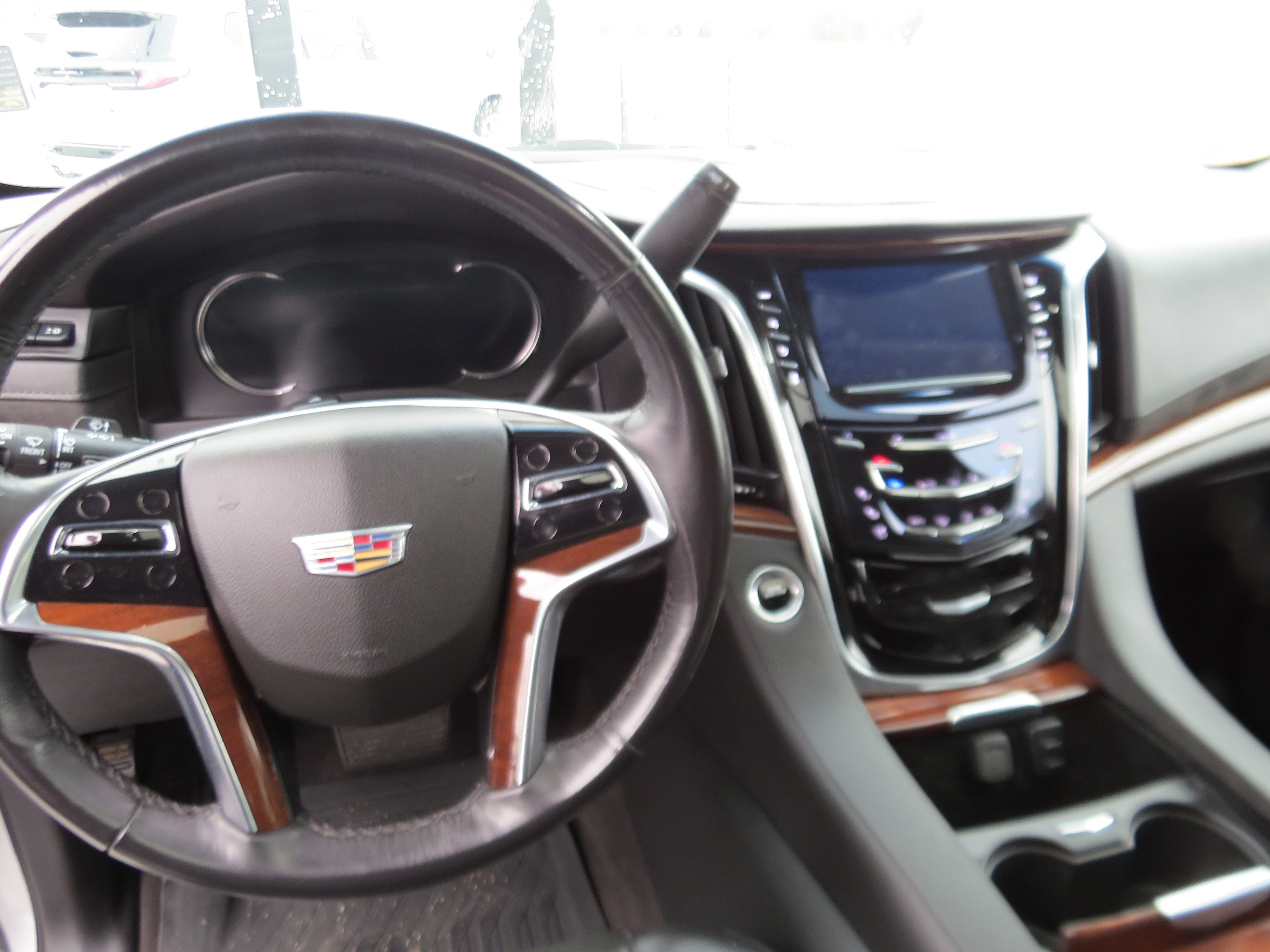 2020 Cadillac Escalade Luxury