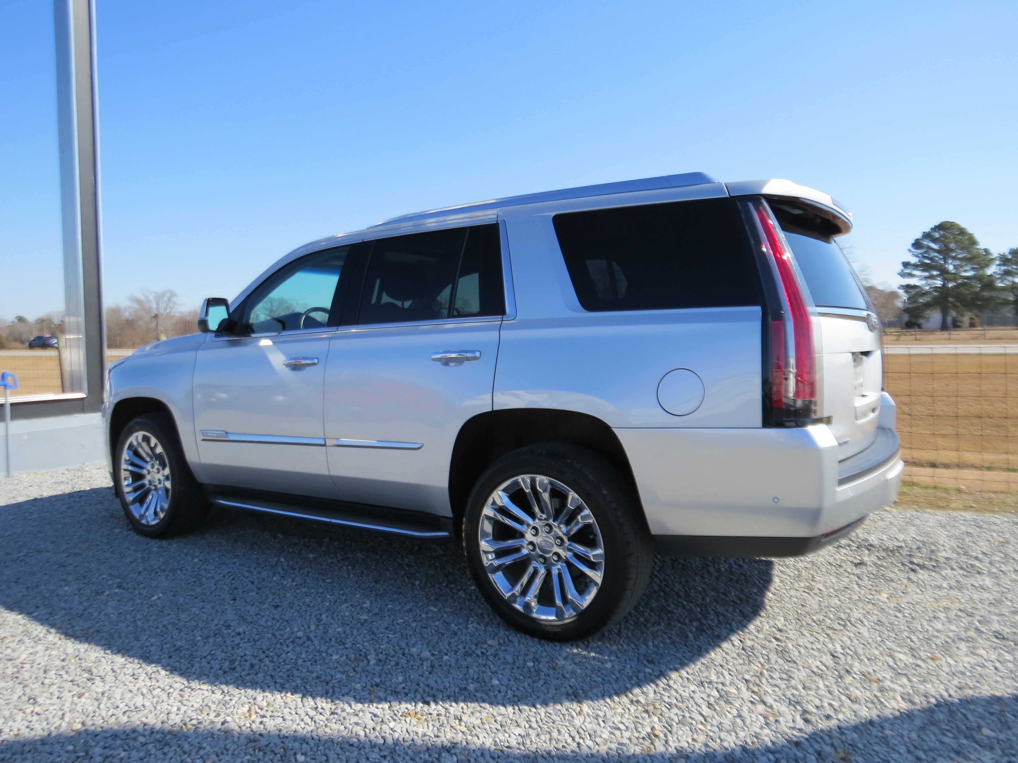 2020 Cadillac Escalade Luxury