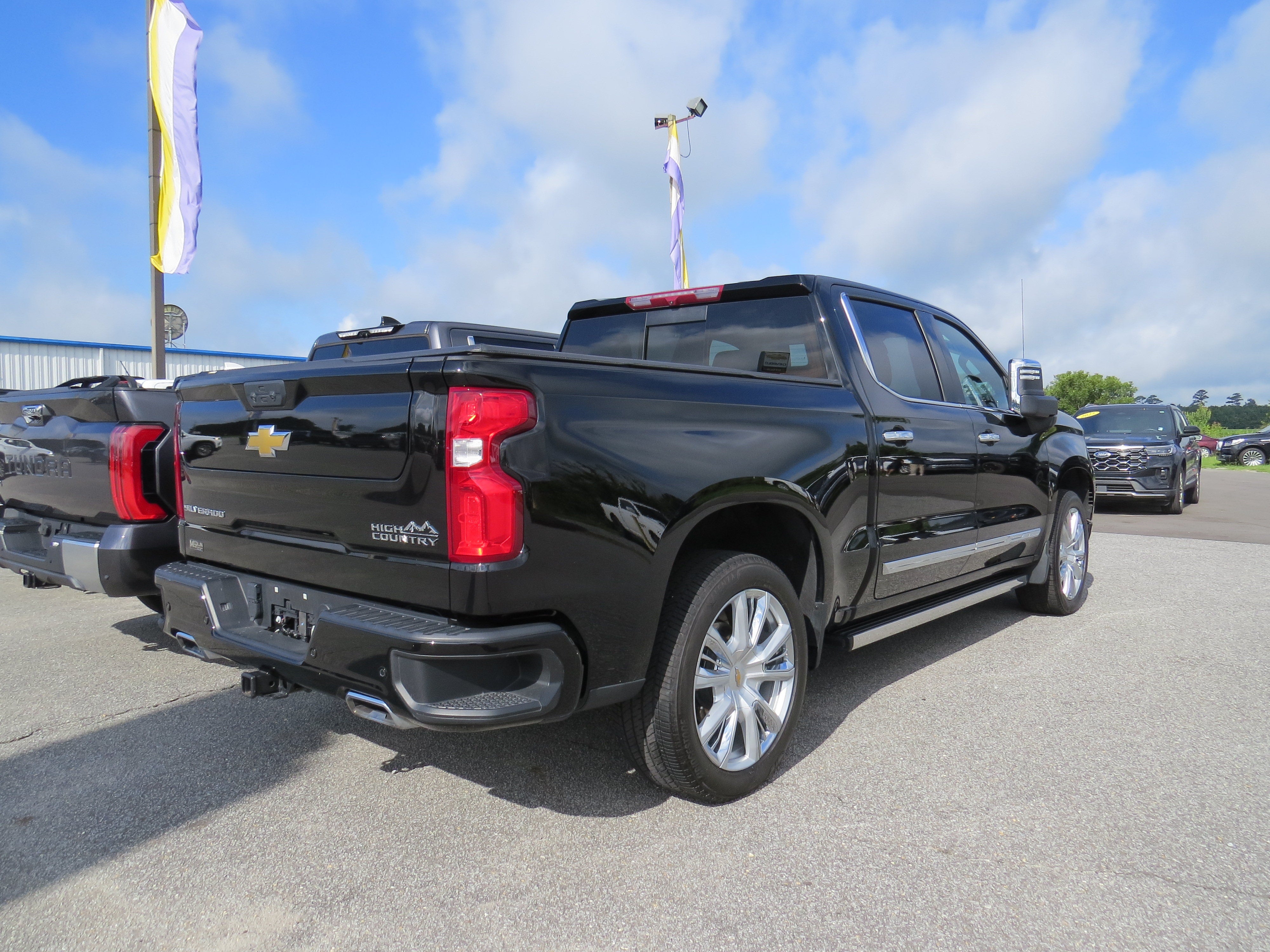 2025 Chevrolet Silverado 1500 High Country