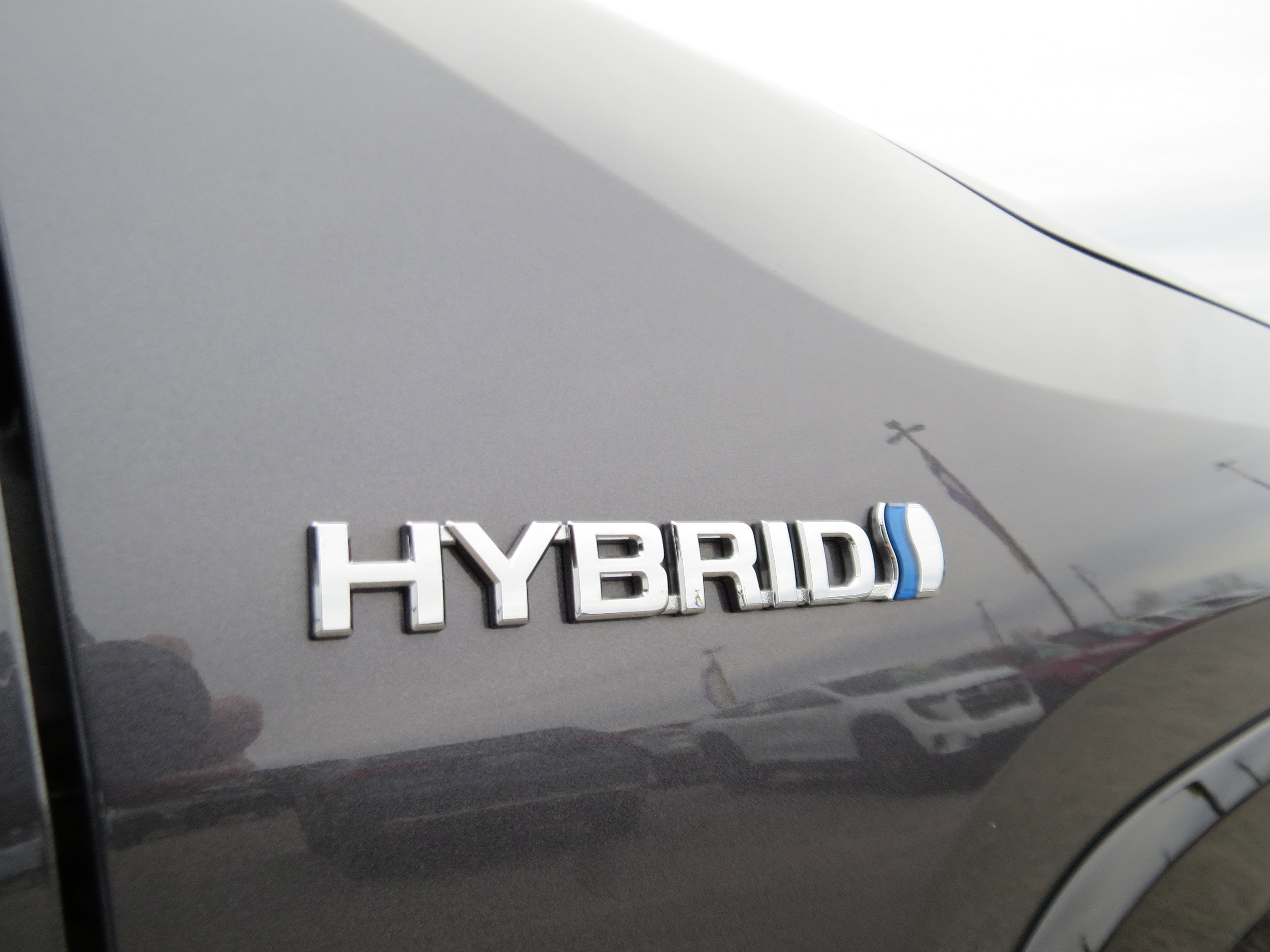 2019 Toyota RAV4 Hybrid XSE