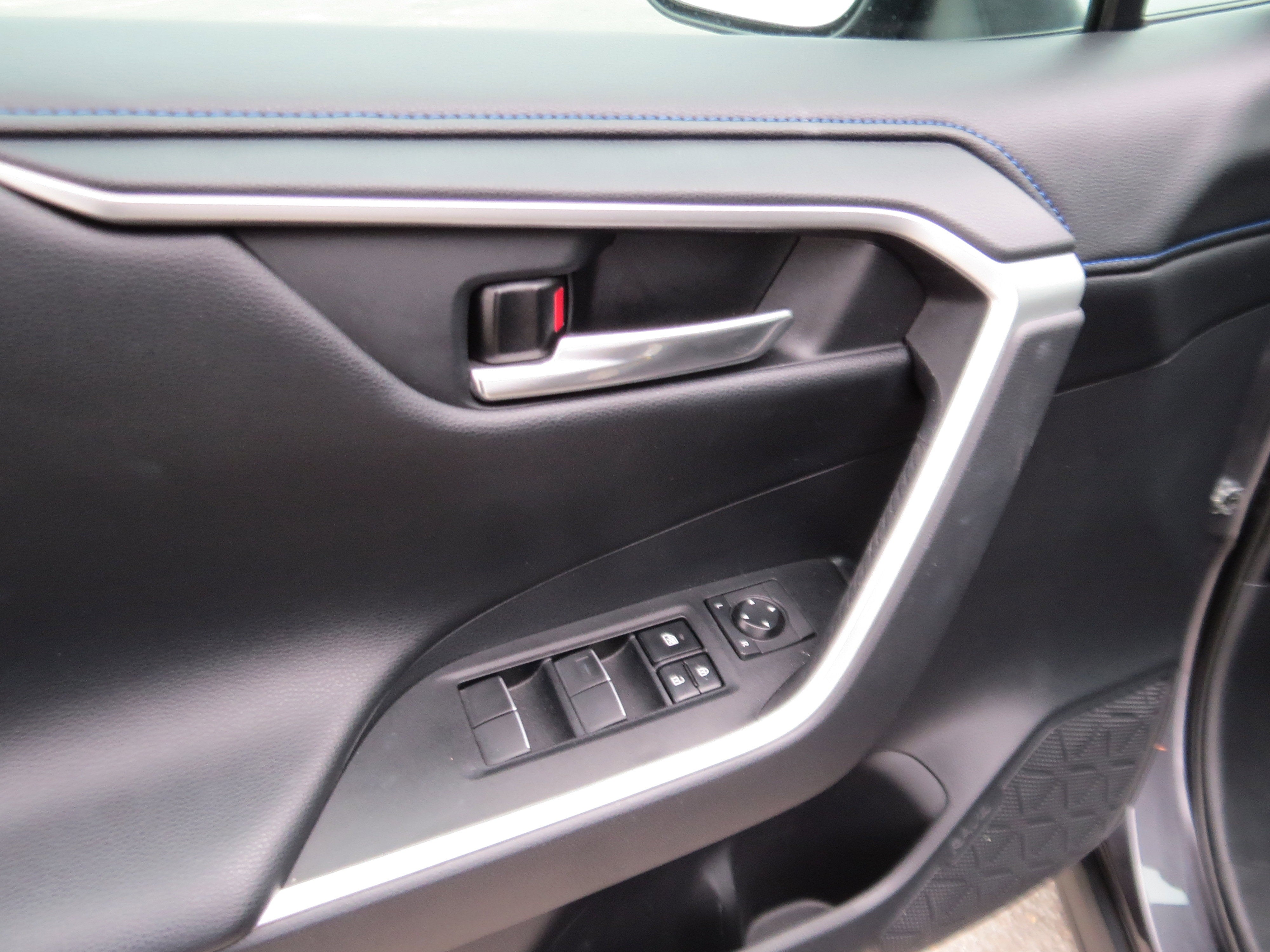 2019 Toyota RAV4 Hybrid XSE