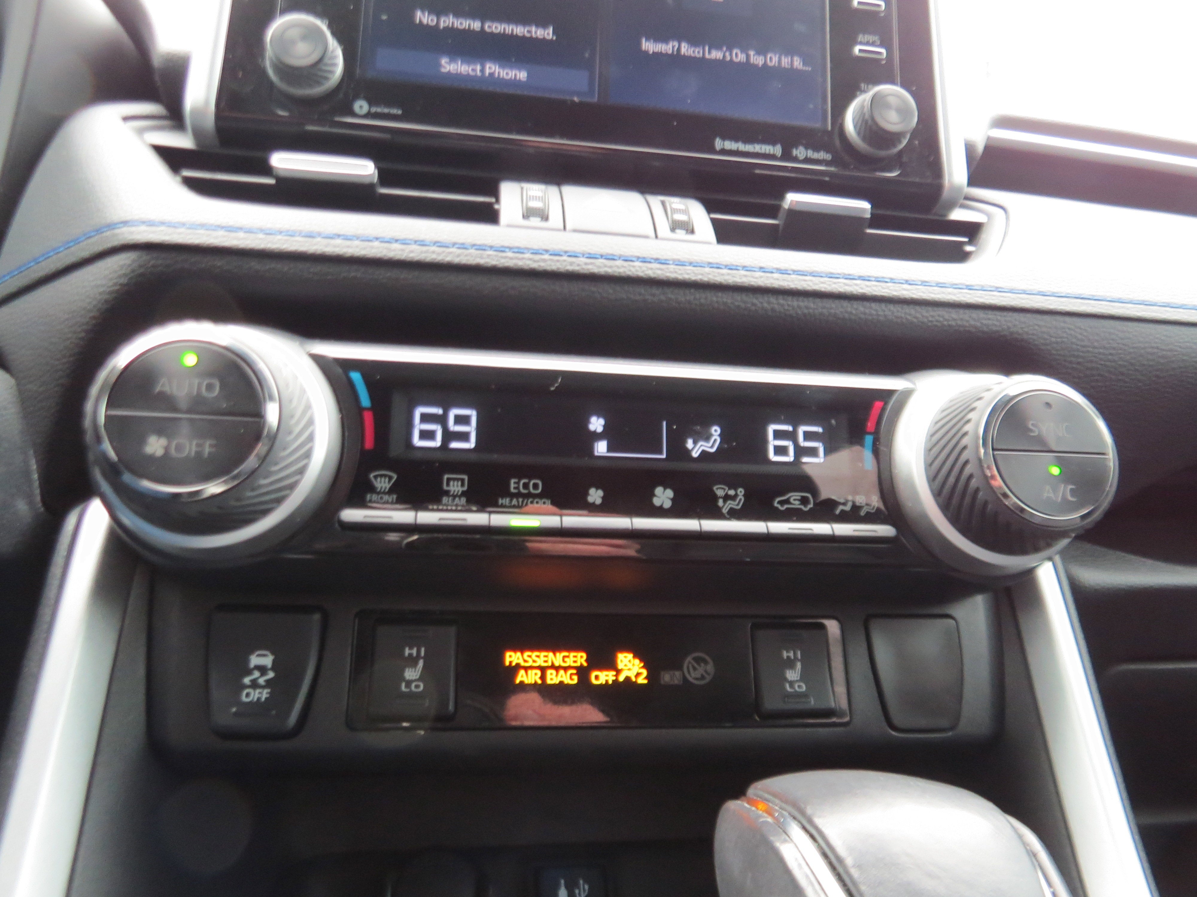 2019 Toyota RAV4 Hybrid XSE