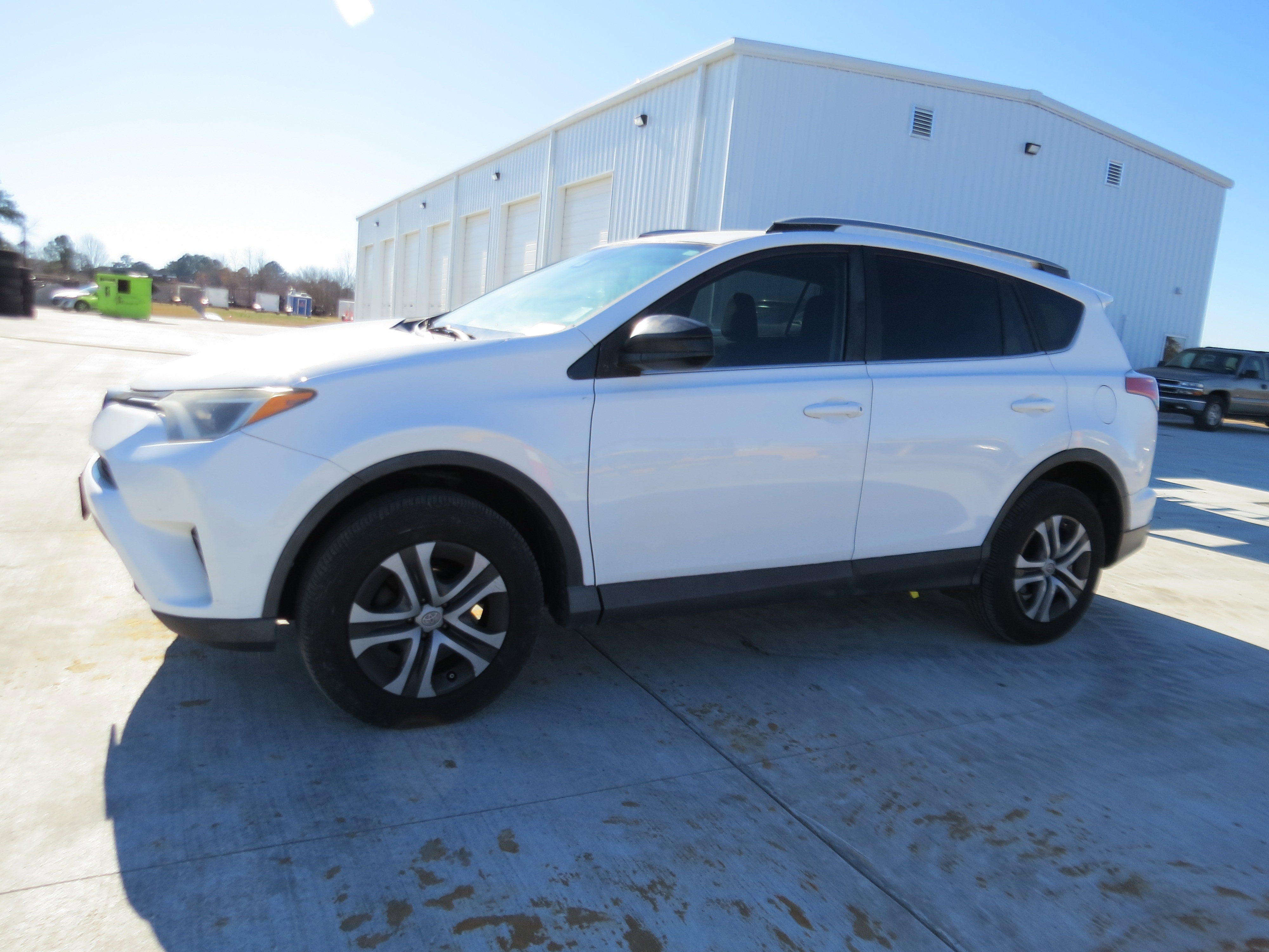 2017 Toyota RAV4 LE
