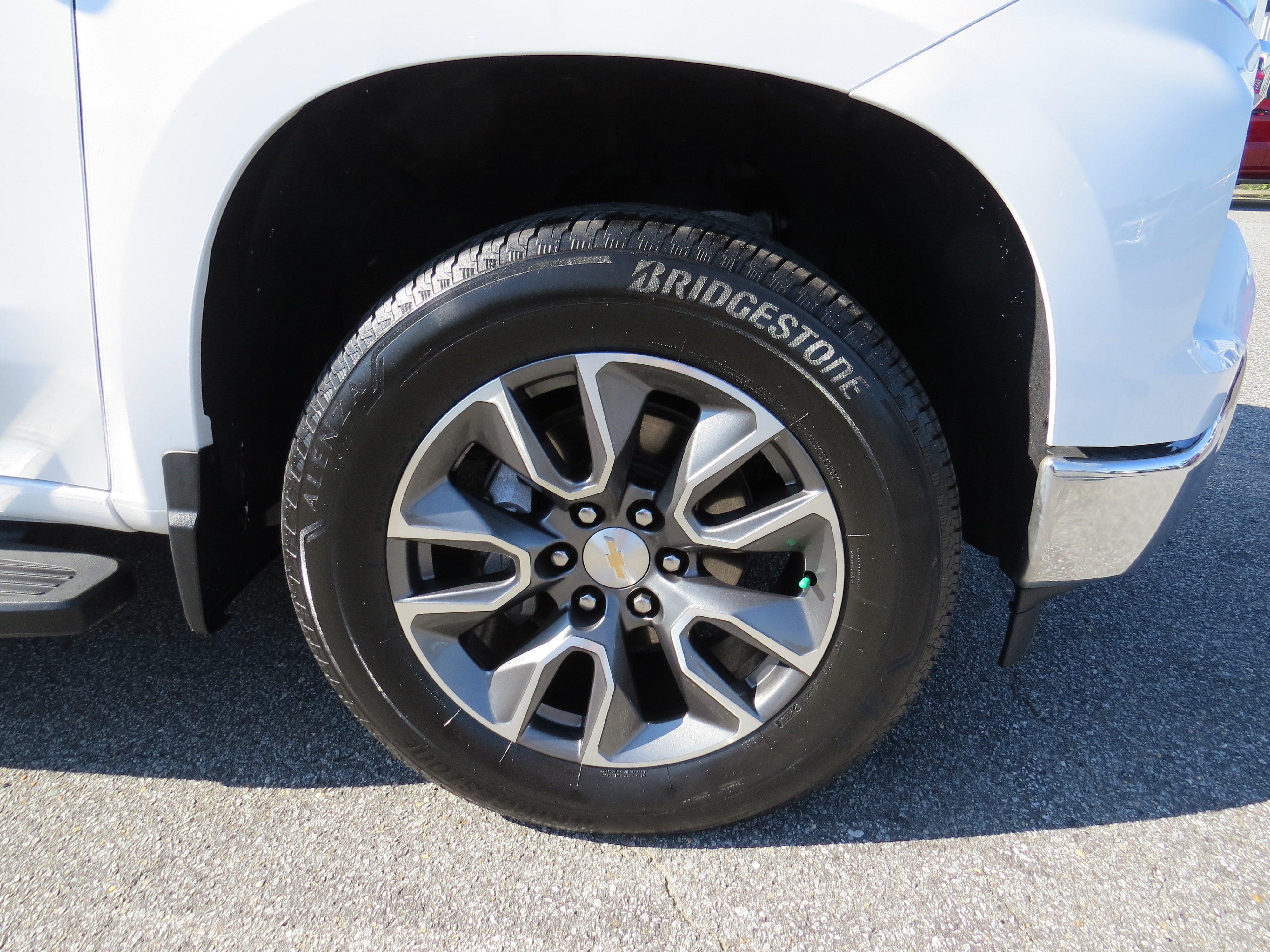 2025 Chevrolet Silverado 1500 LT (2FL)