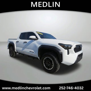 2025 Toyota Tacoma 4WD SR