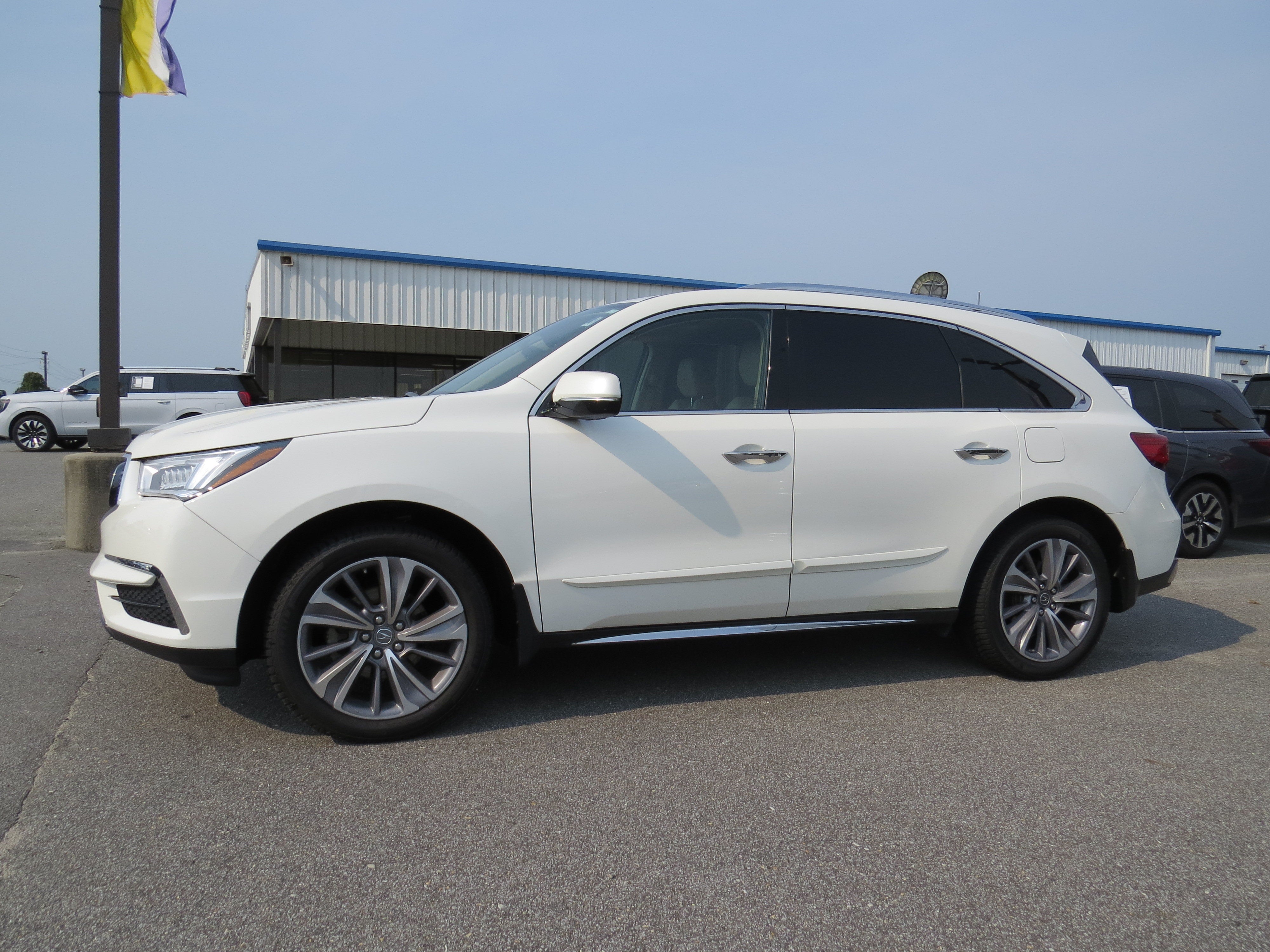 2017 Acura MDX w/Technology Pkg