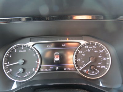 2023 Nissan Pathfinder SL