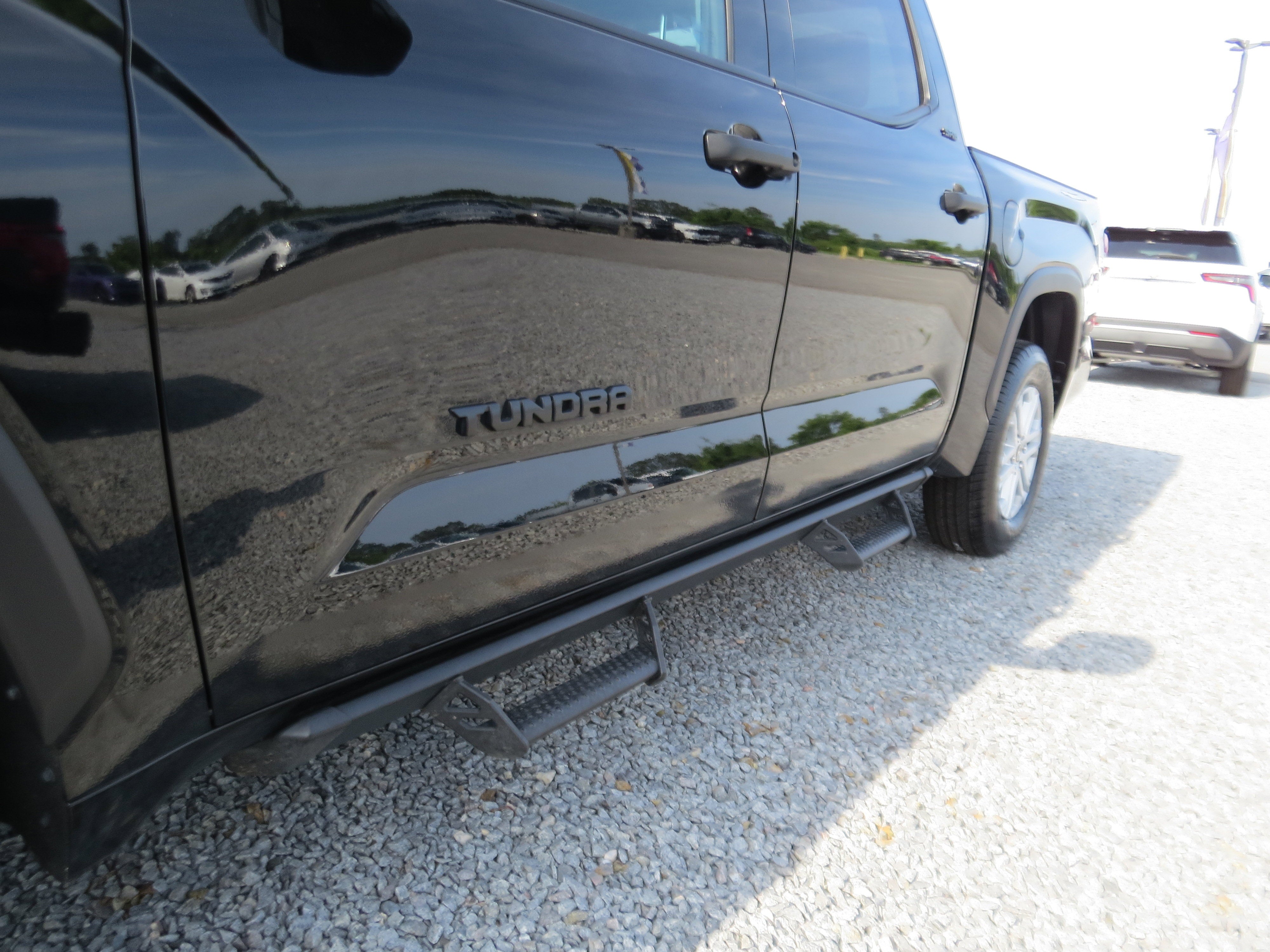 2024 Toyota Tundra 4WD SR5