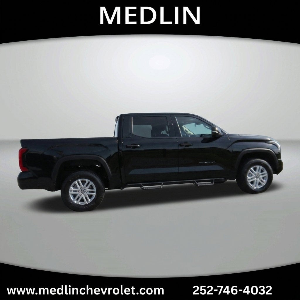 2024 Toyota Tundra 4WD SR5