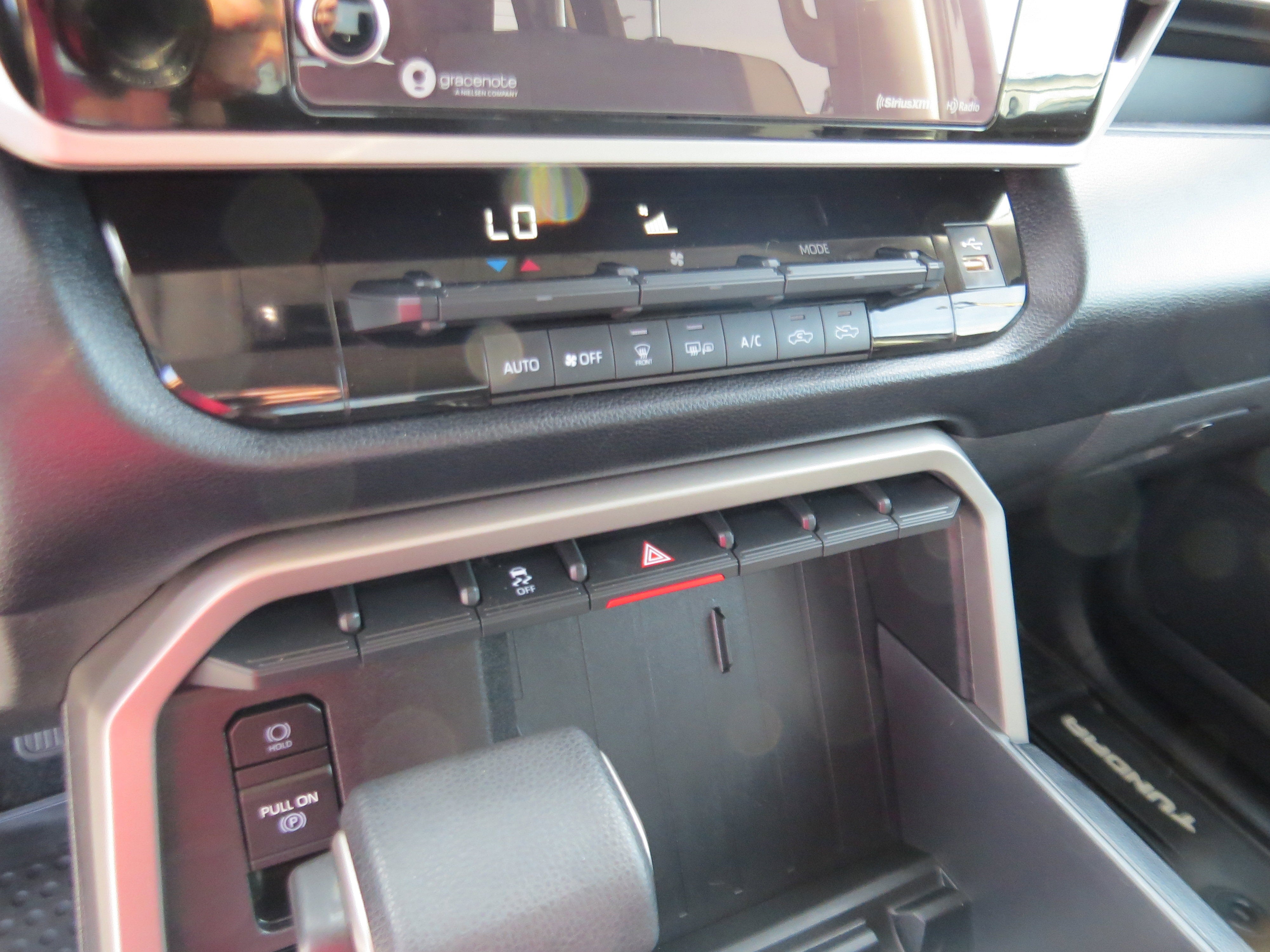 2024 Toyota Tundra 4WD SR5