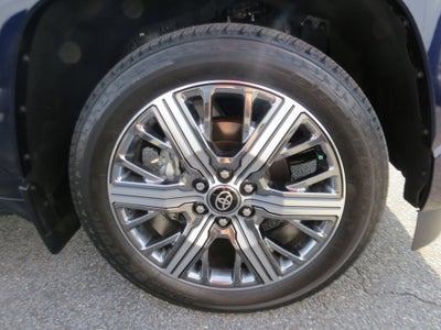 2025 Toyota Sequoia SR5
