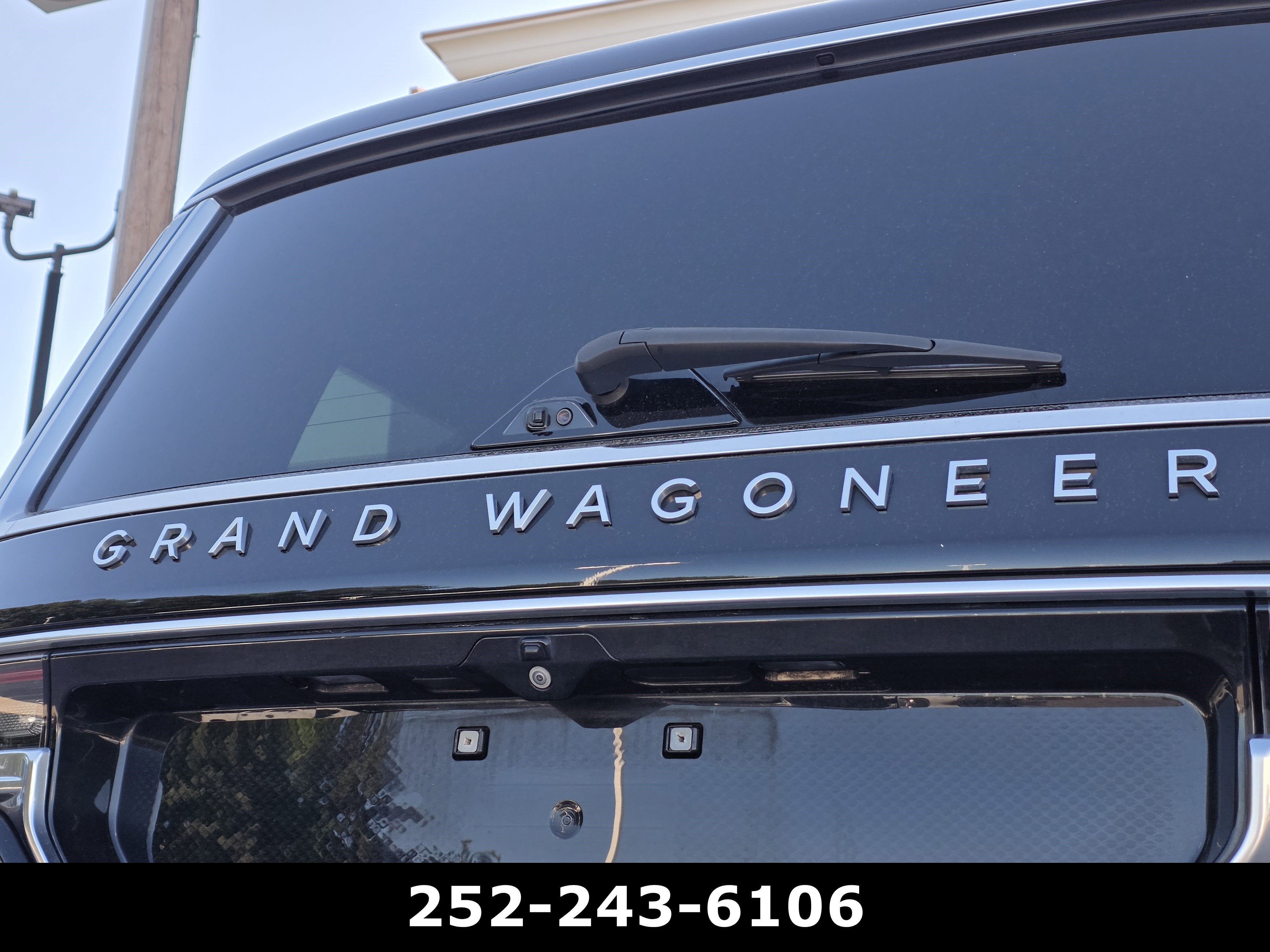 2022 Jeep Grand Wagoneer Series II
