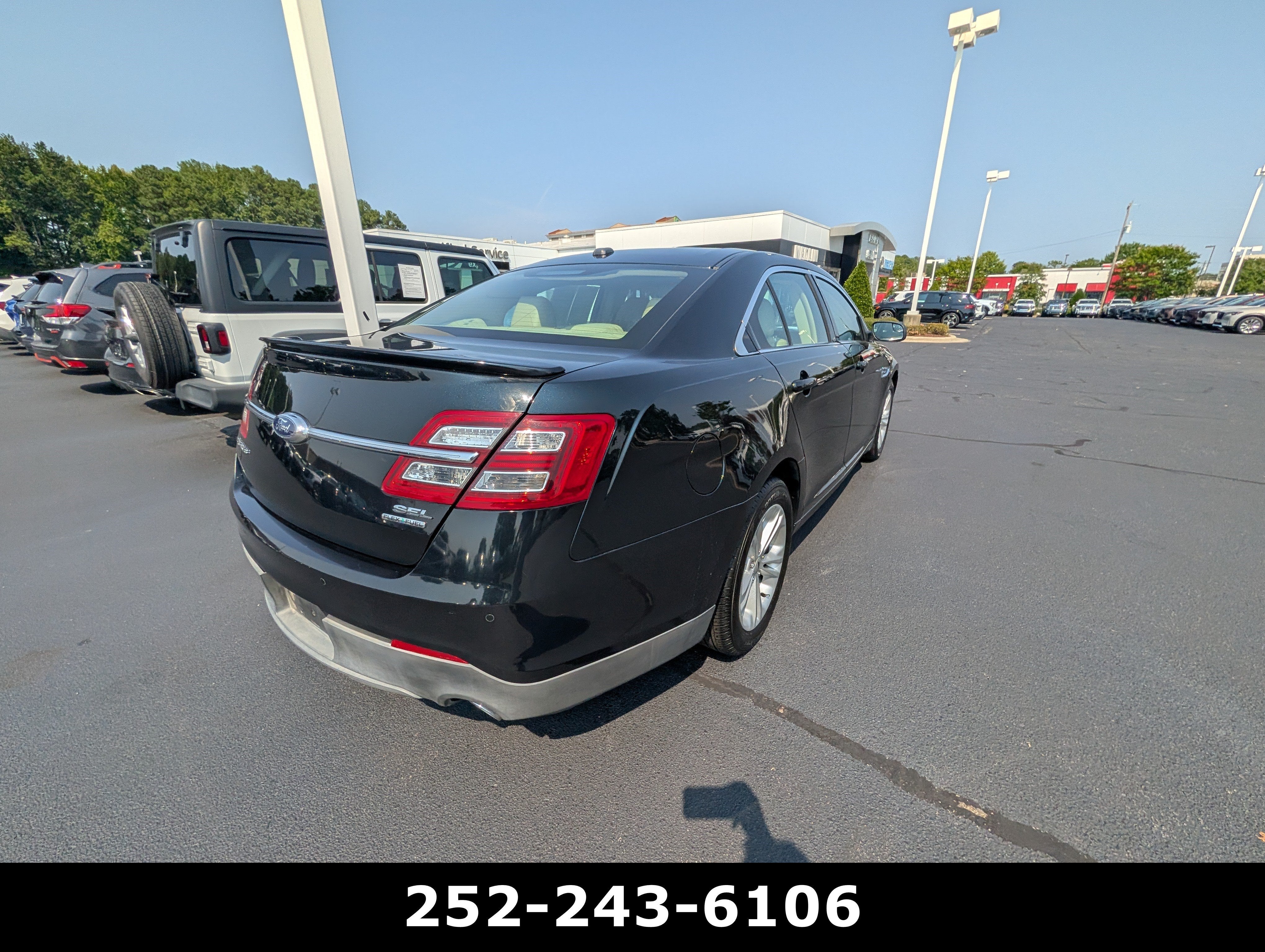 2014 Ford Taurus SEL