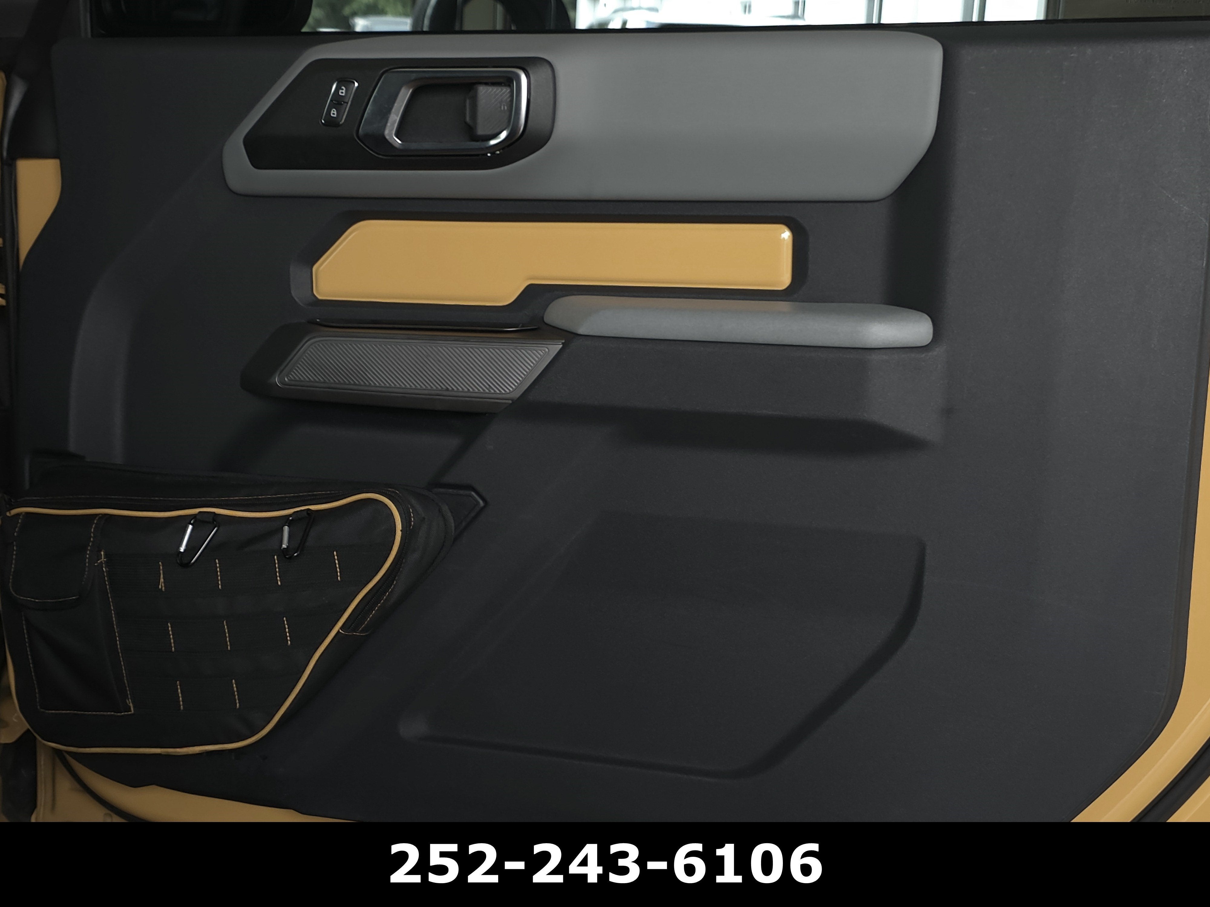 2021 Ford Bronco Base