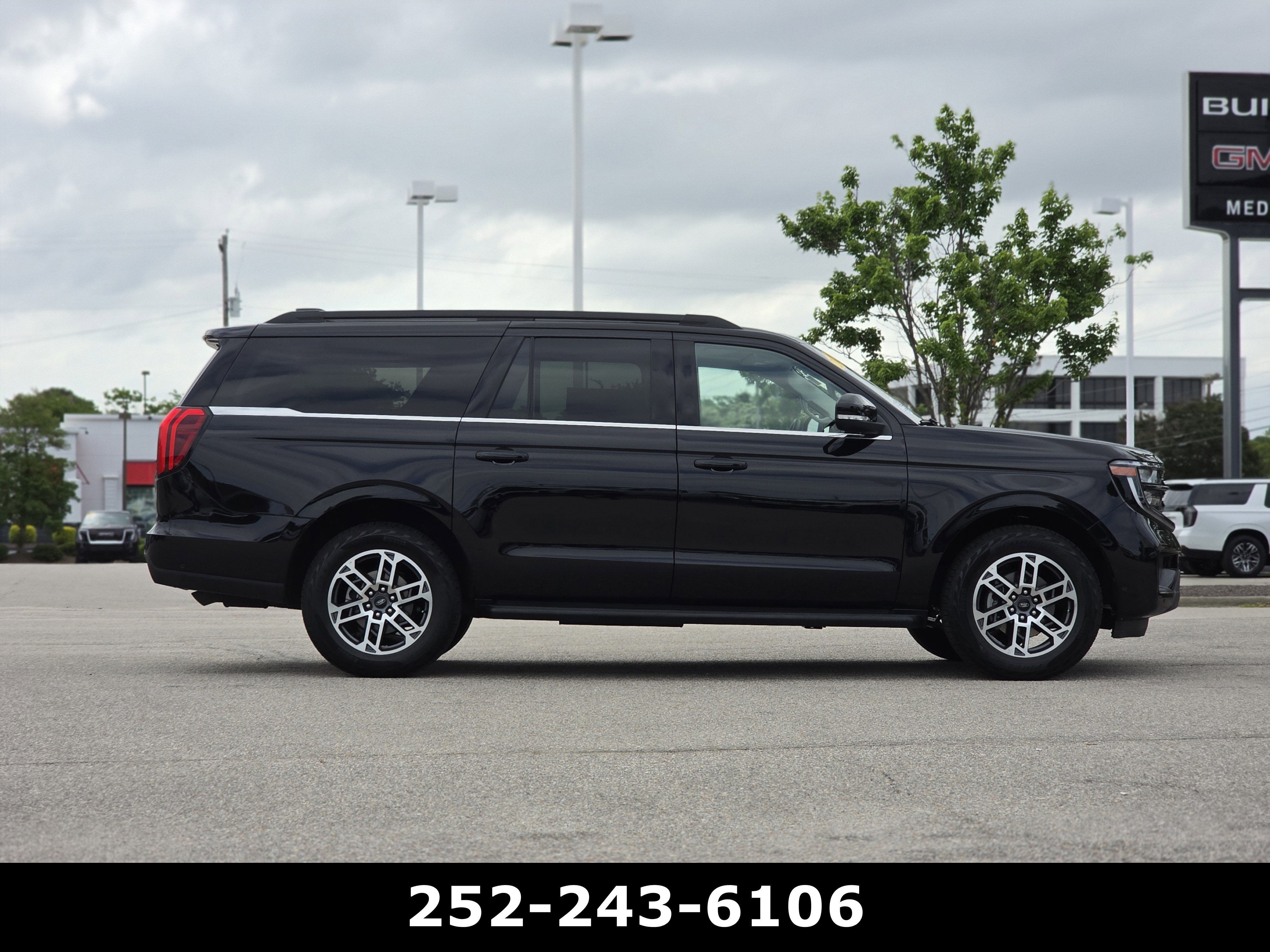 2025 Ford Expedition Max Active