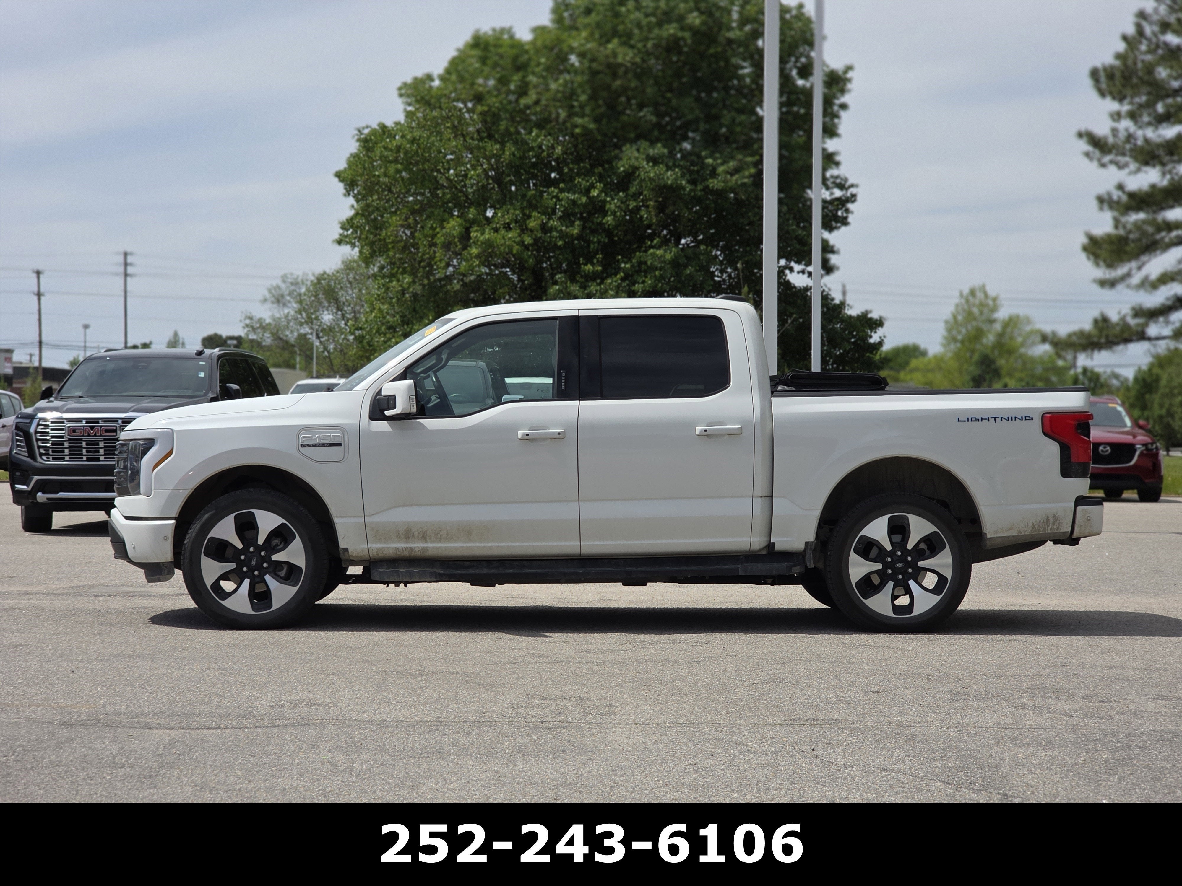 2022 Ford F-150 Lightning Pro