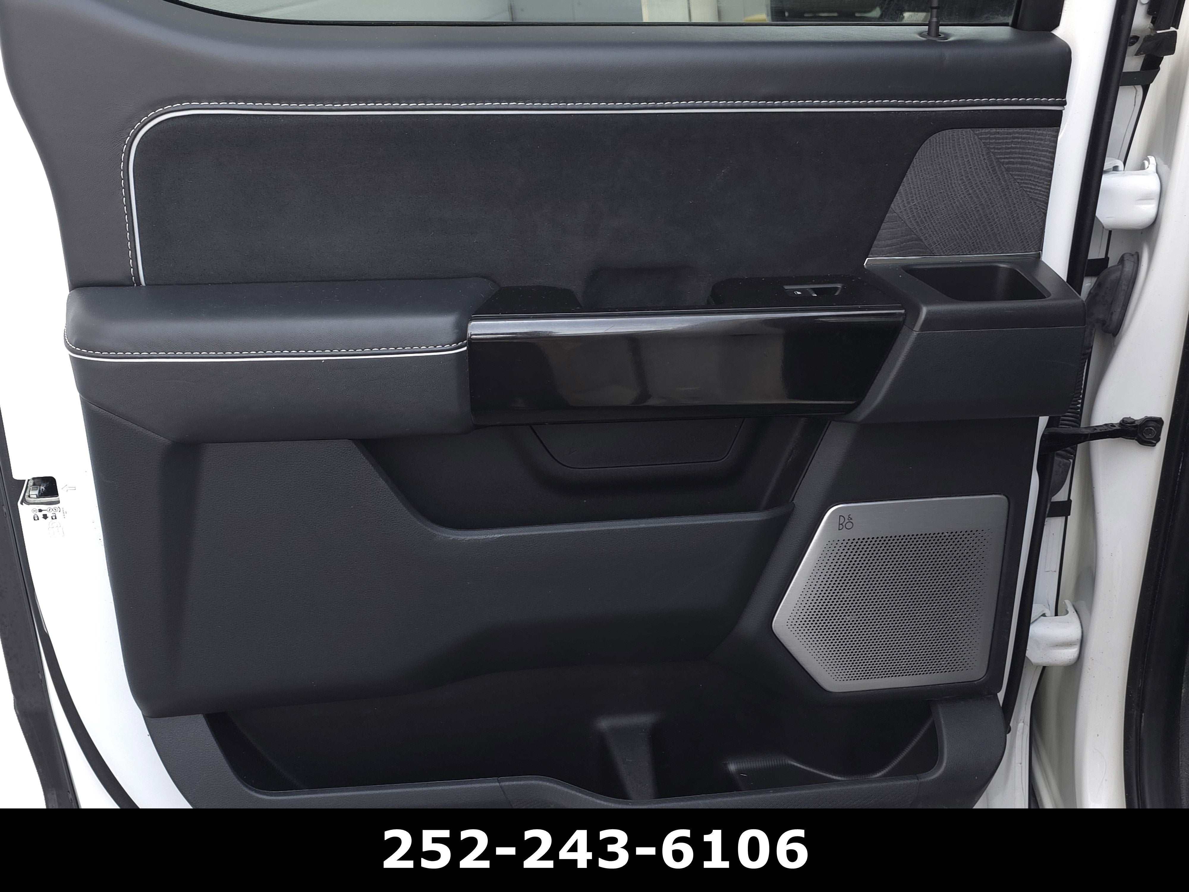 2022 Ford F-150 Lightning Pro