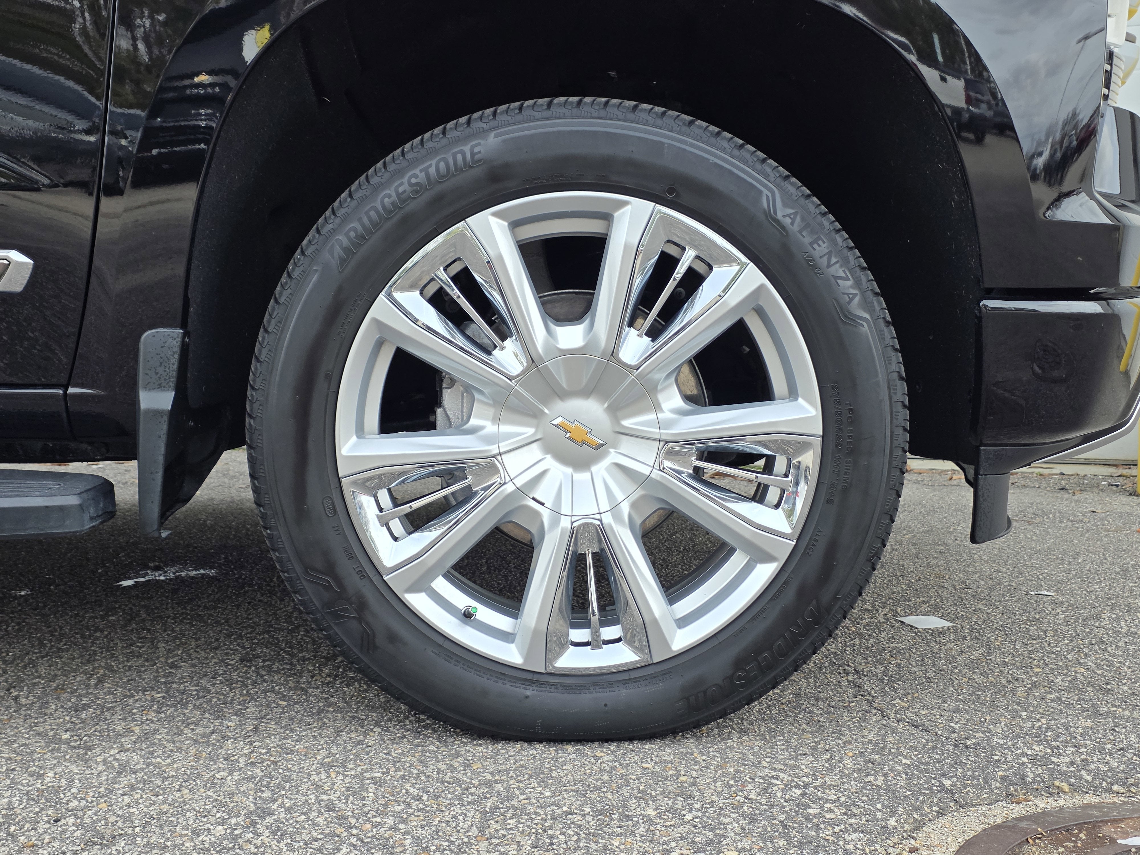 2022 Chevrolet Silverado 1500 High Country