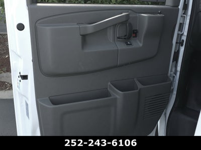 2025 Chevrolet Express Cargo WT