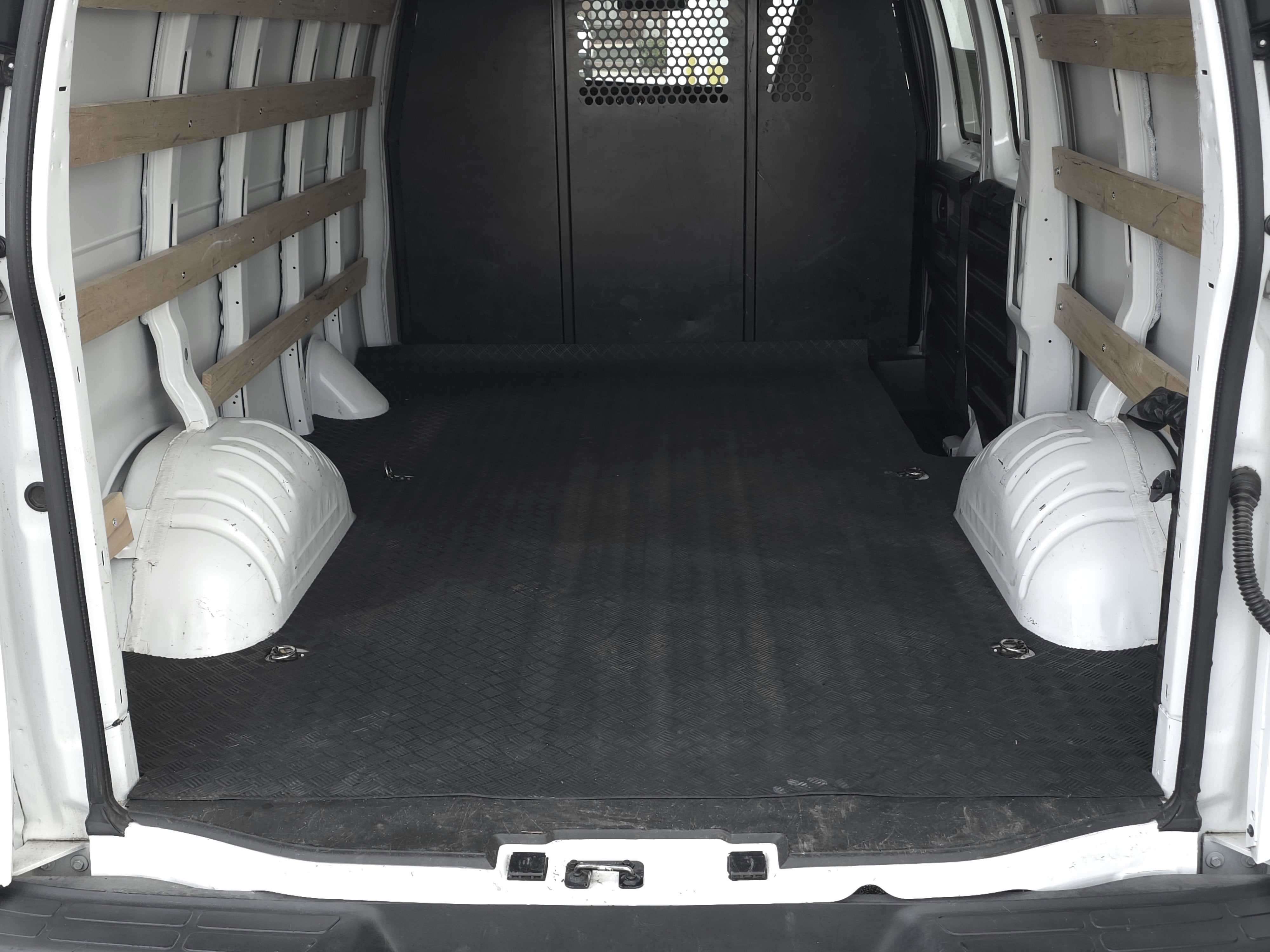 2024 Chevrolet Express 2500 Work Van Cargo