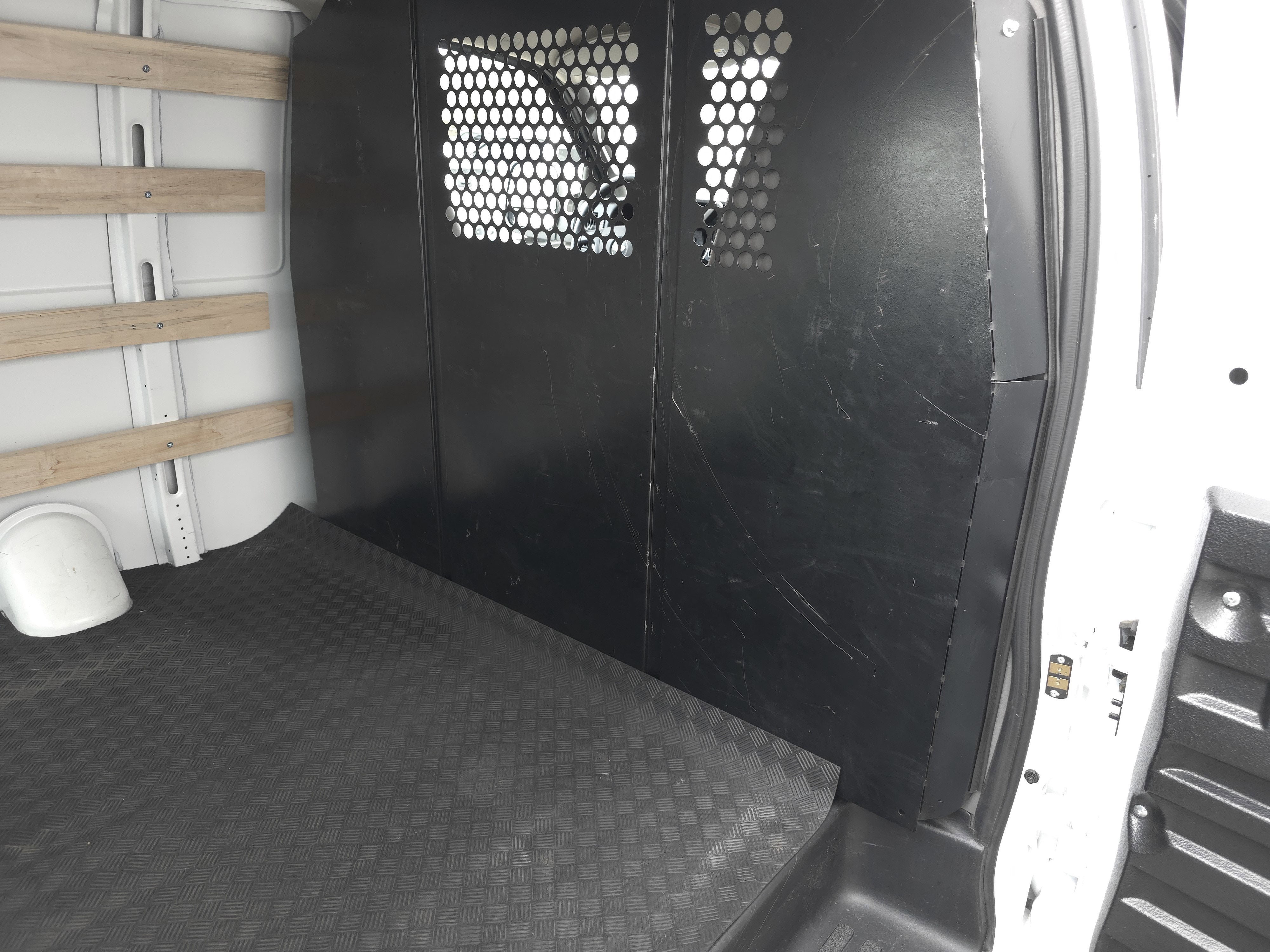 2024 Chevrolet Express 2500 Work Van Cargo