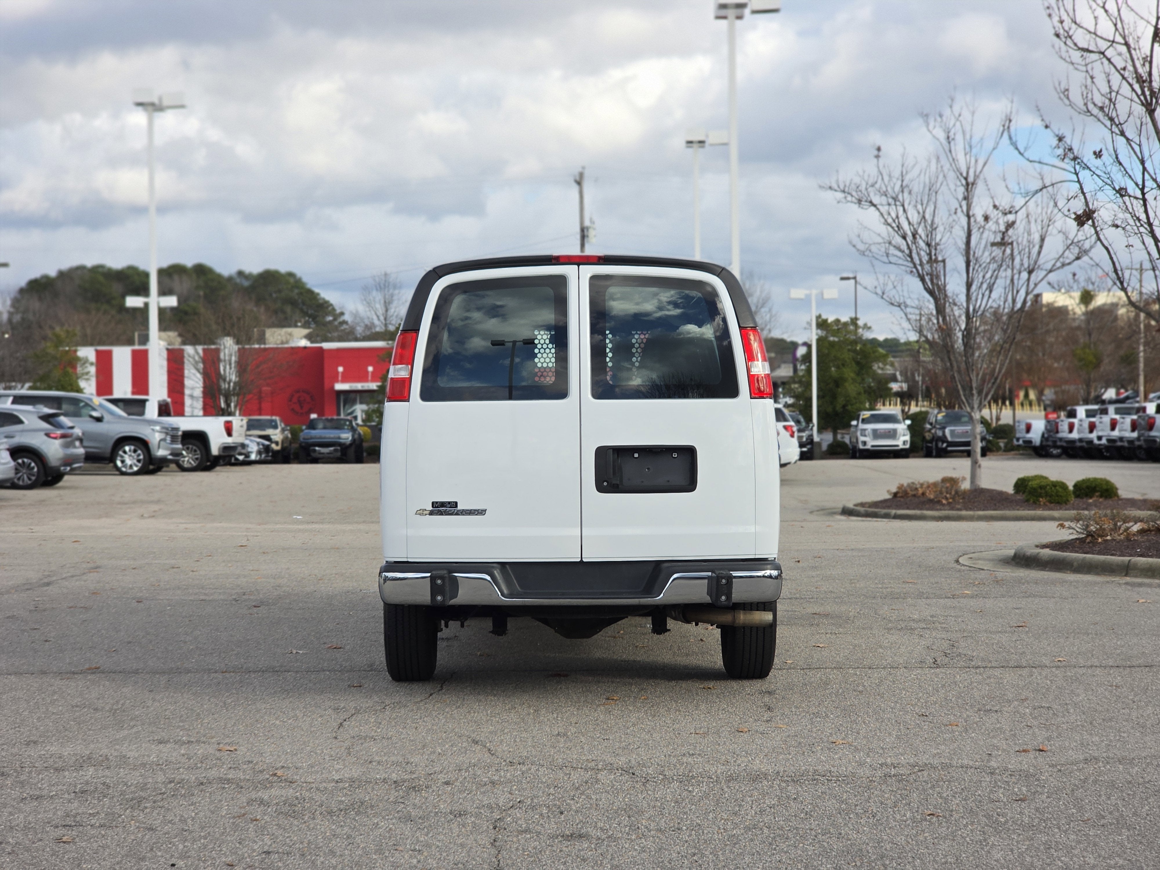 2024 Chevrolet Express 2500 Work Van Cargo