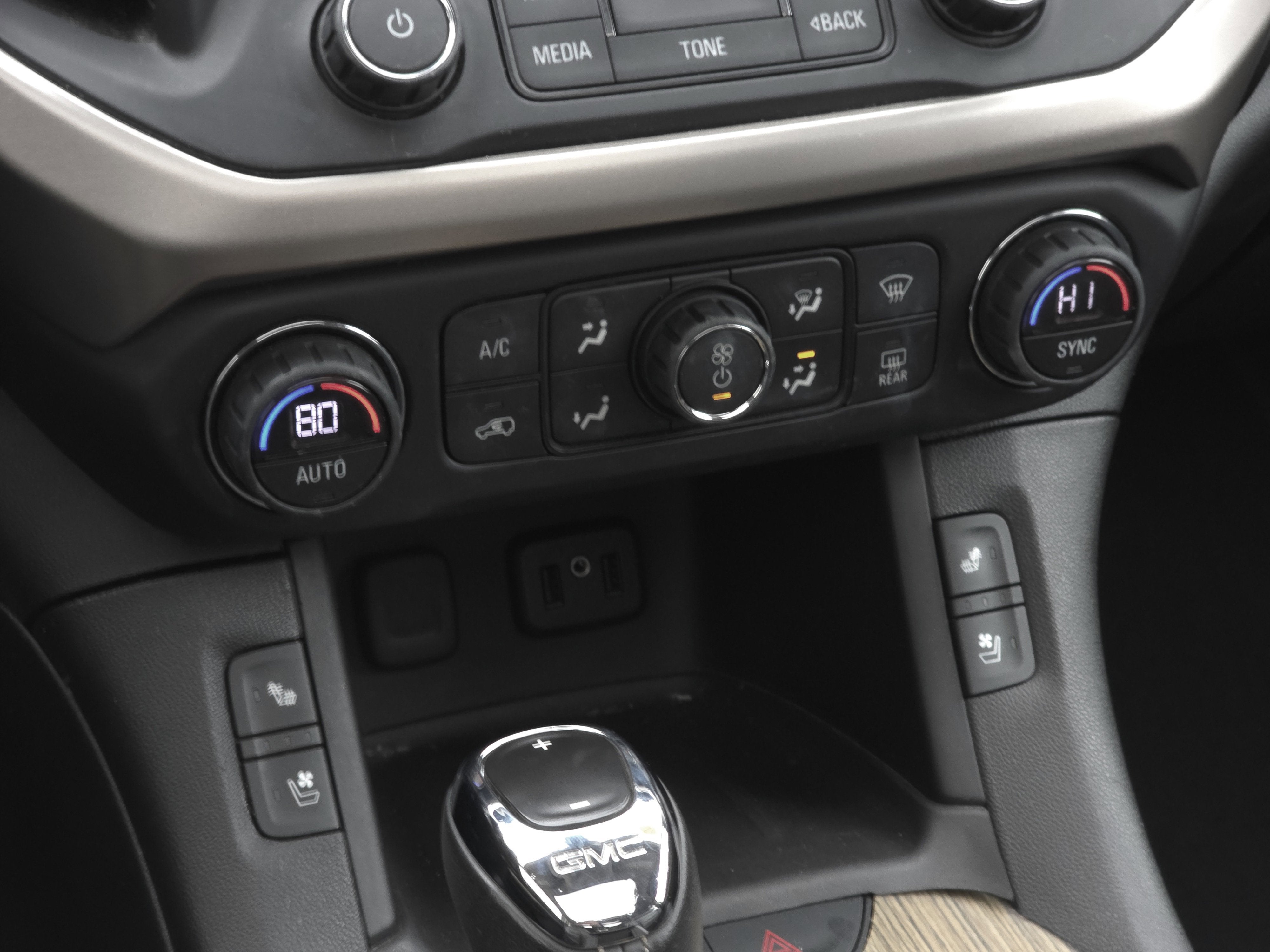 2017 GMC Acadia Denali