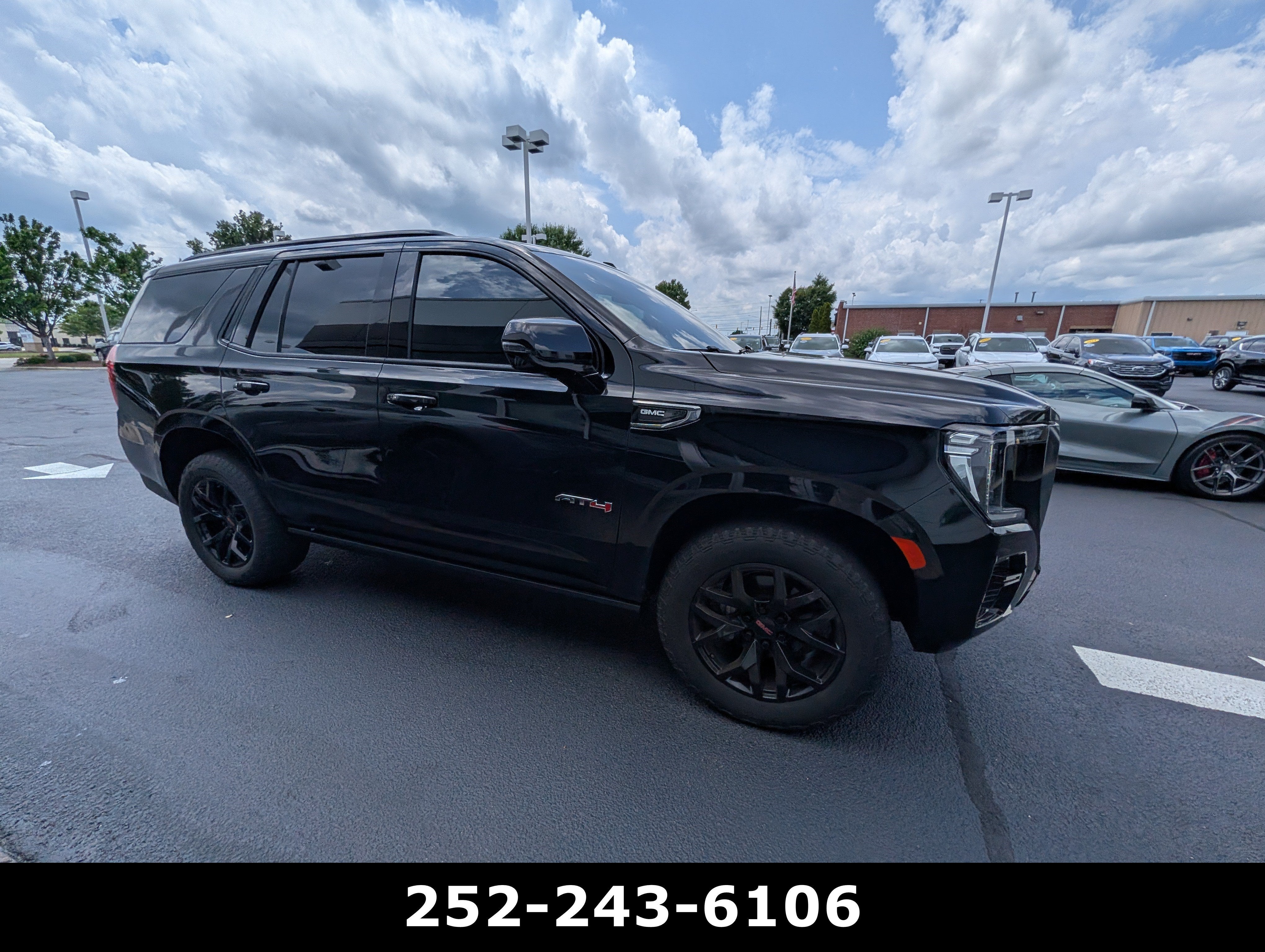 2022 GMC Yukon AT4