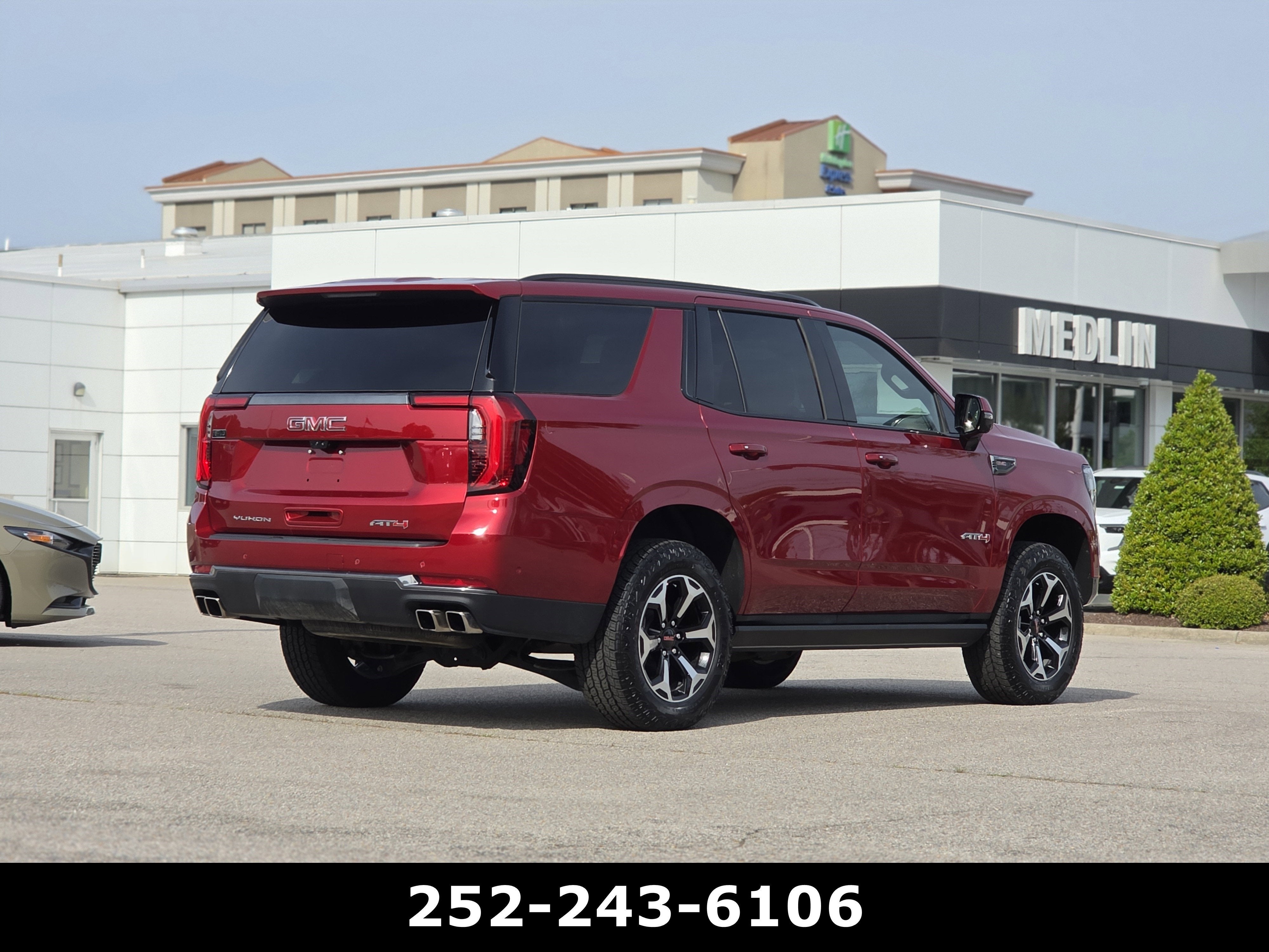2025 GMC Yukon AT4
