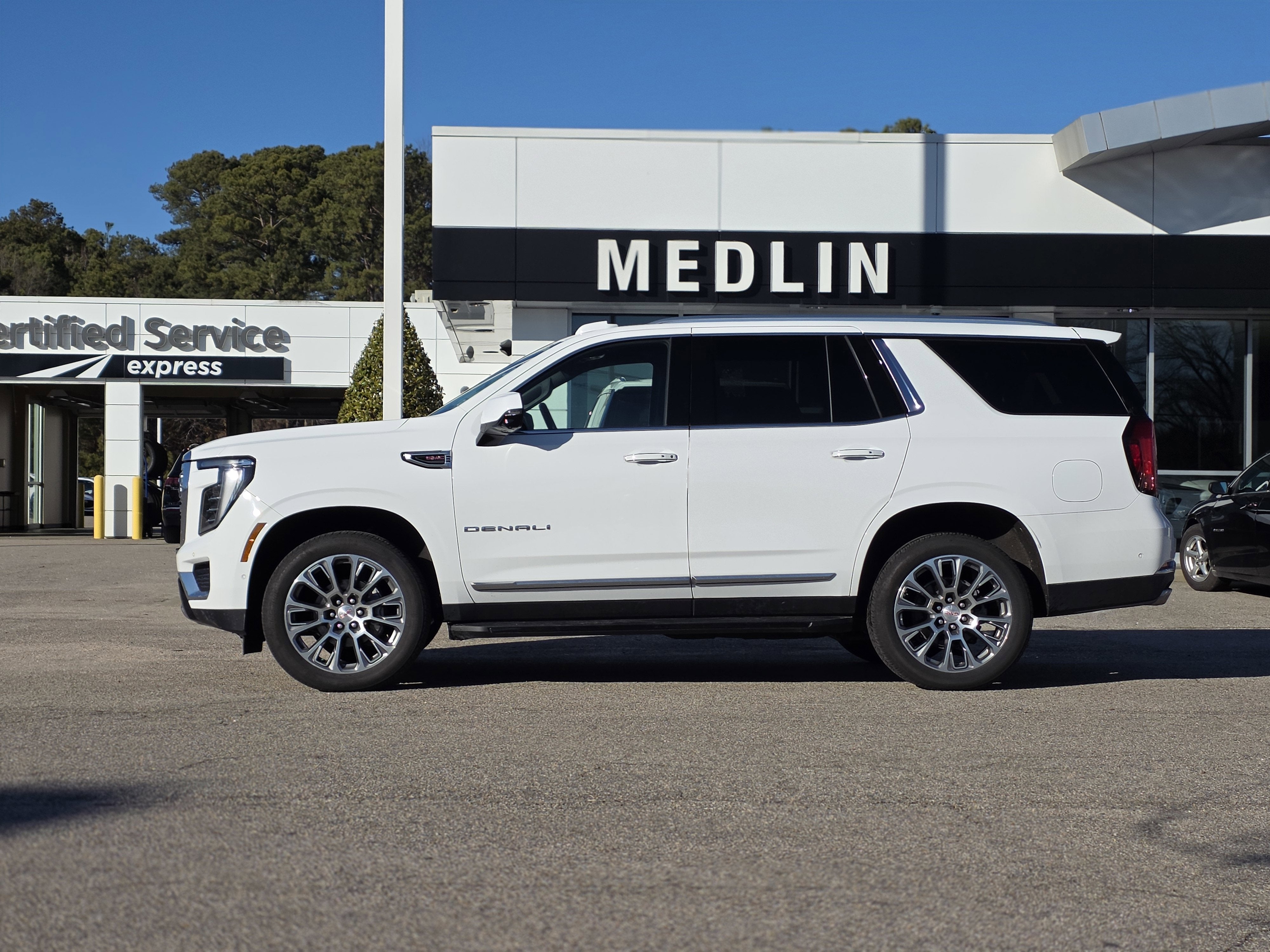 2025 GMC Yukon Denali