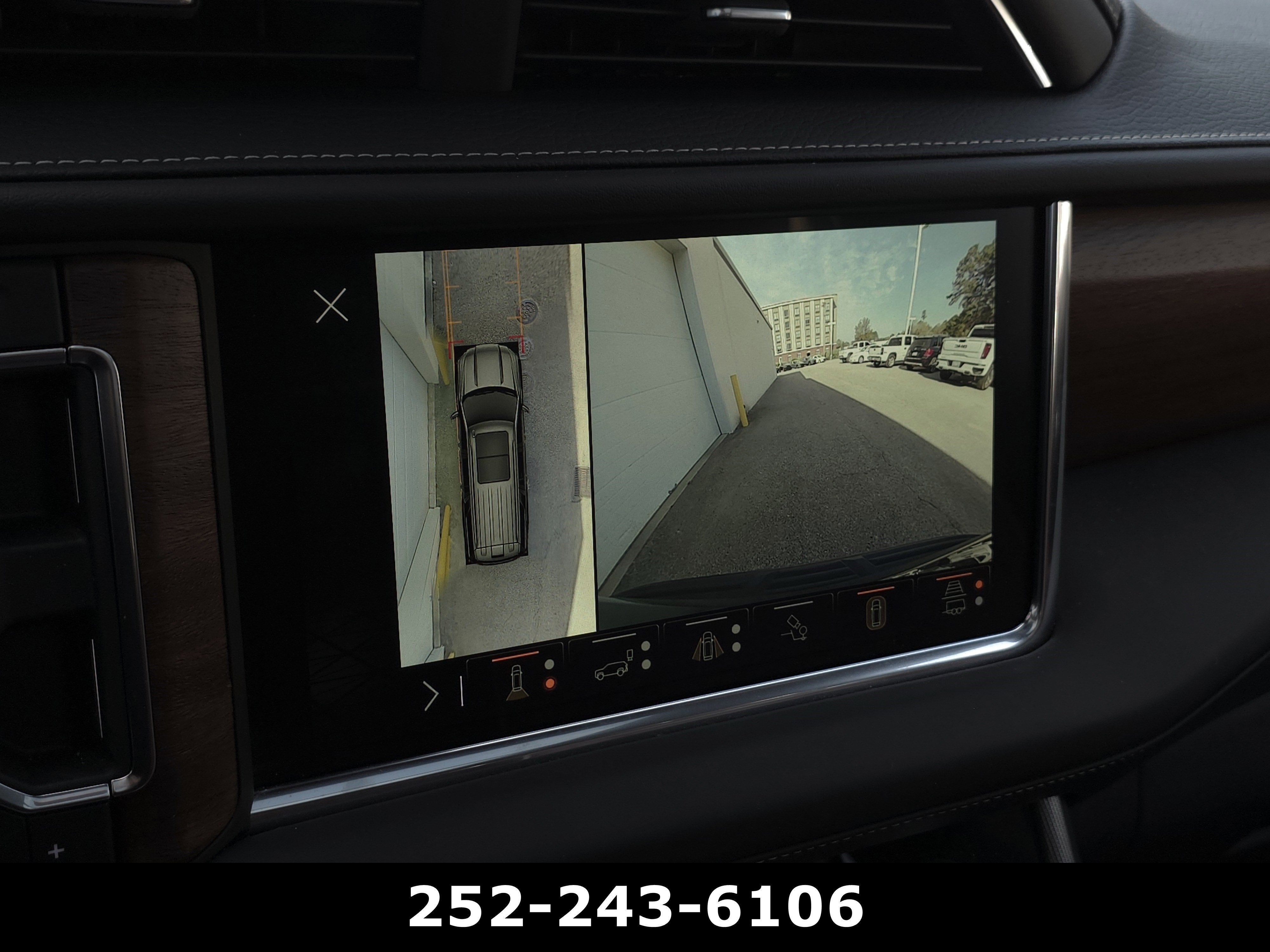 2023 GMC Yukon XL Denali Ultimate