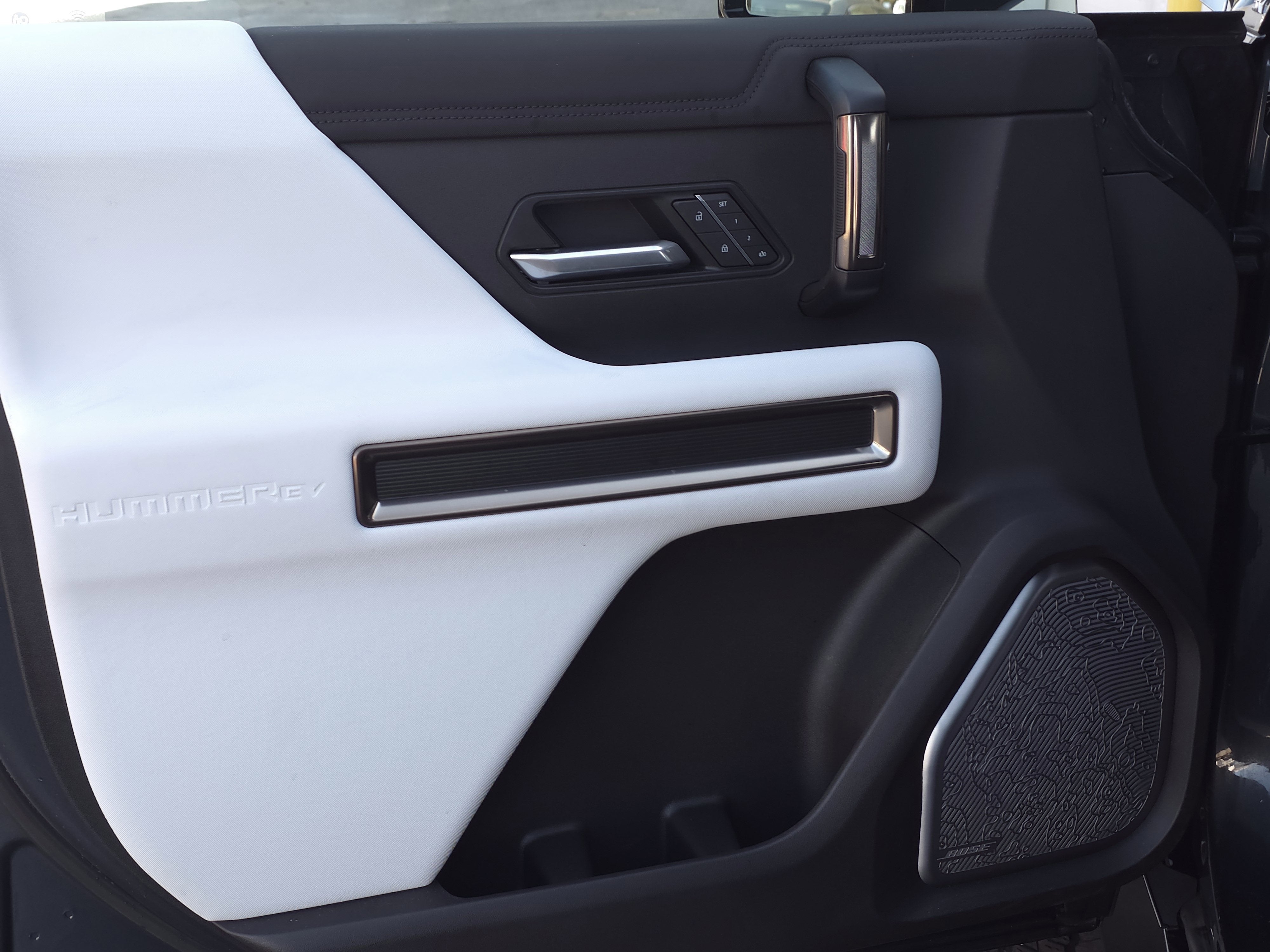 2025 GMC Hummer EV SUV 3X